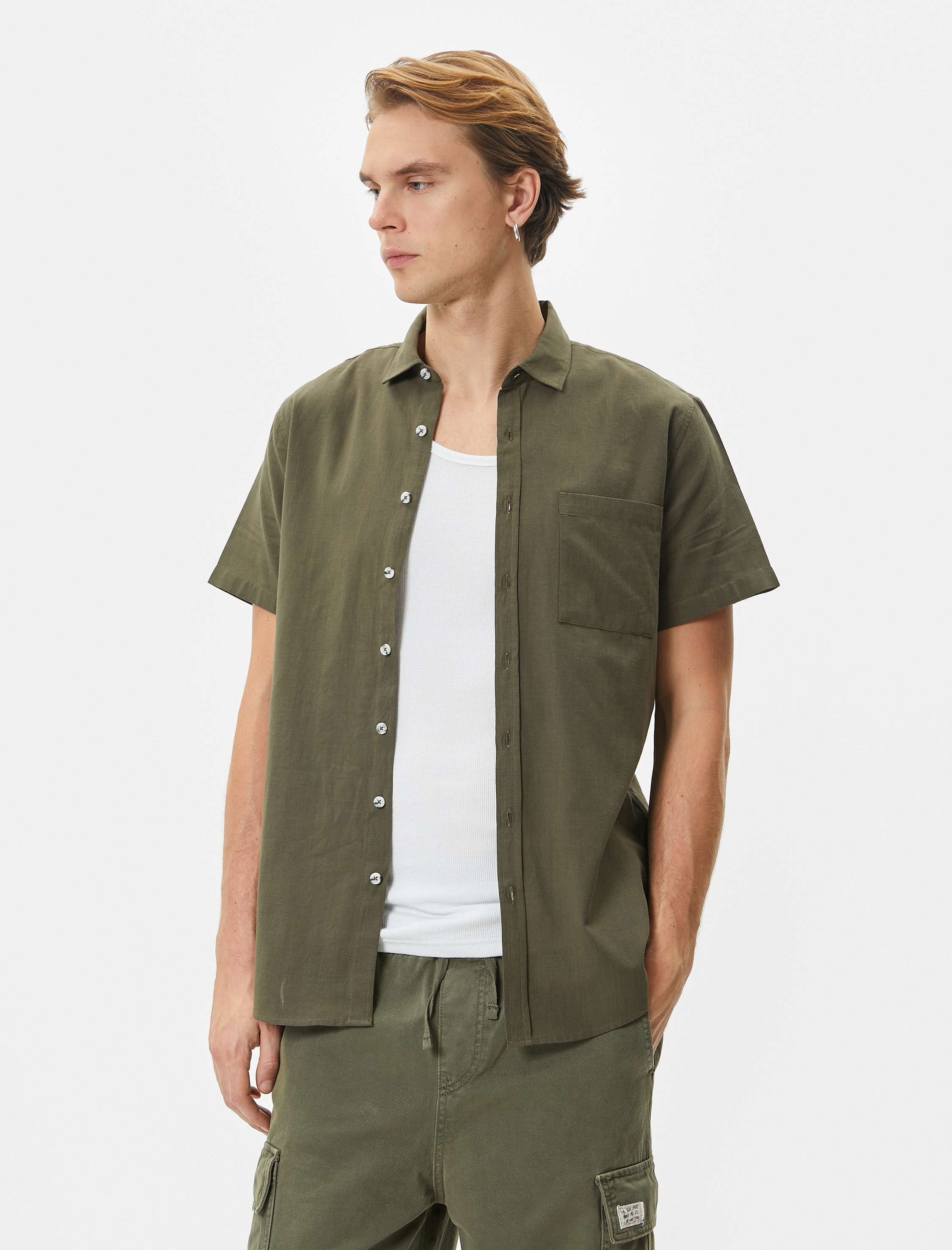   Kısa Kollu Gömlek Slim Fit Klasik Yaka Düğmeli Cep Detaylı