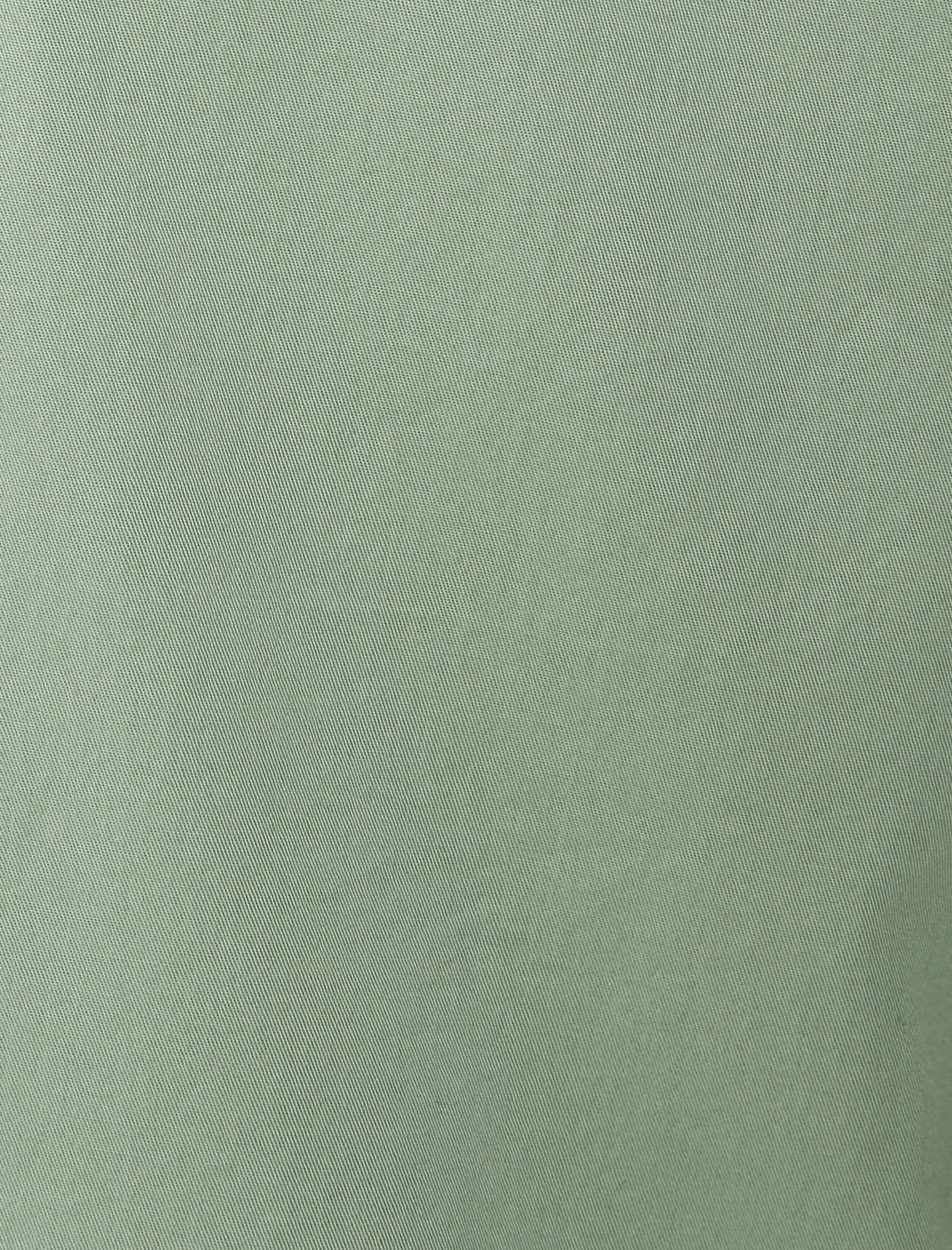   Yazlık Gömlek Klasik Yaka Düğmeli Kıvırmalı Kol Detaylı Regular Fit