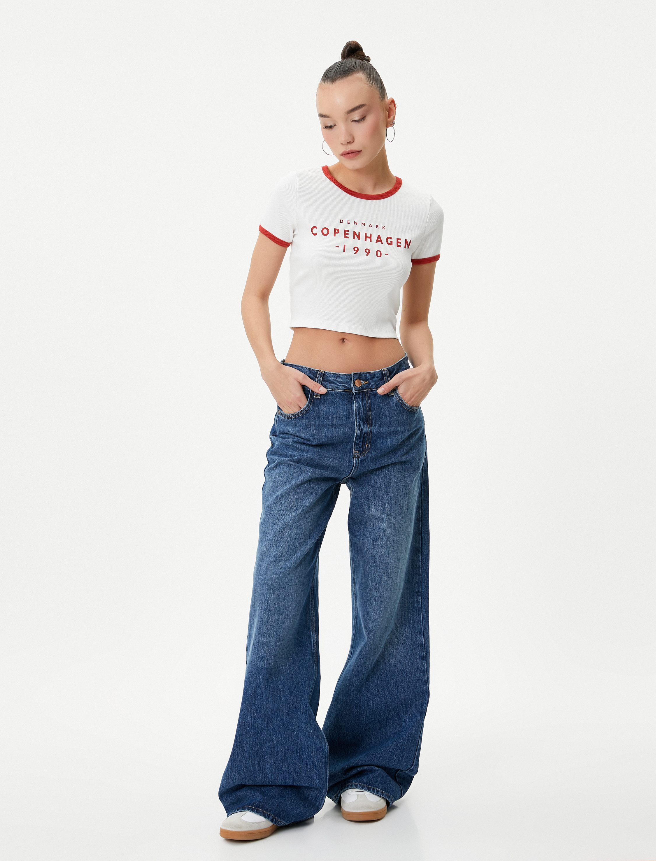   Kolej Crop Tişört Slim Fit Biyeli Kısa Kollu Bisiklet Yaka Pamuklu