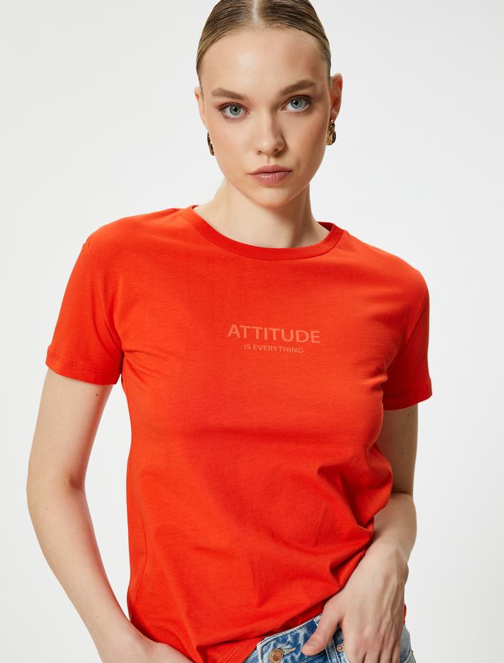  Slogan Baskılı Tişört Bisiklet Yaka Kısa Kollu Pamuklu