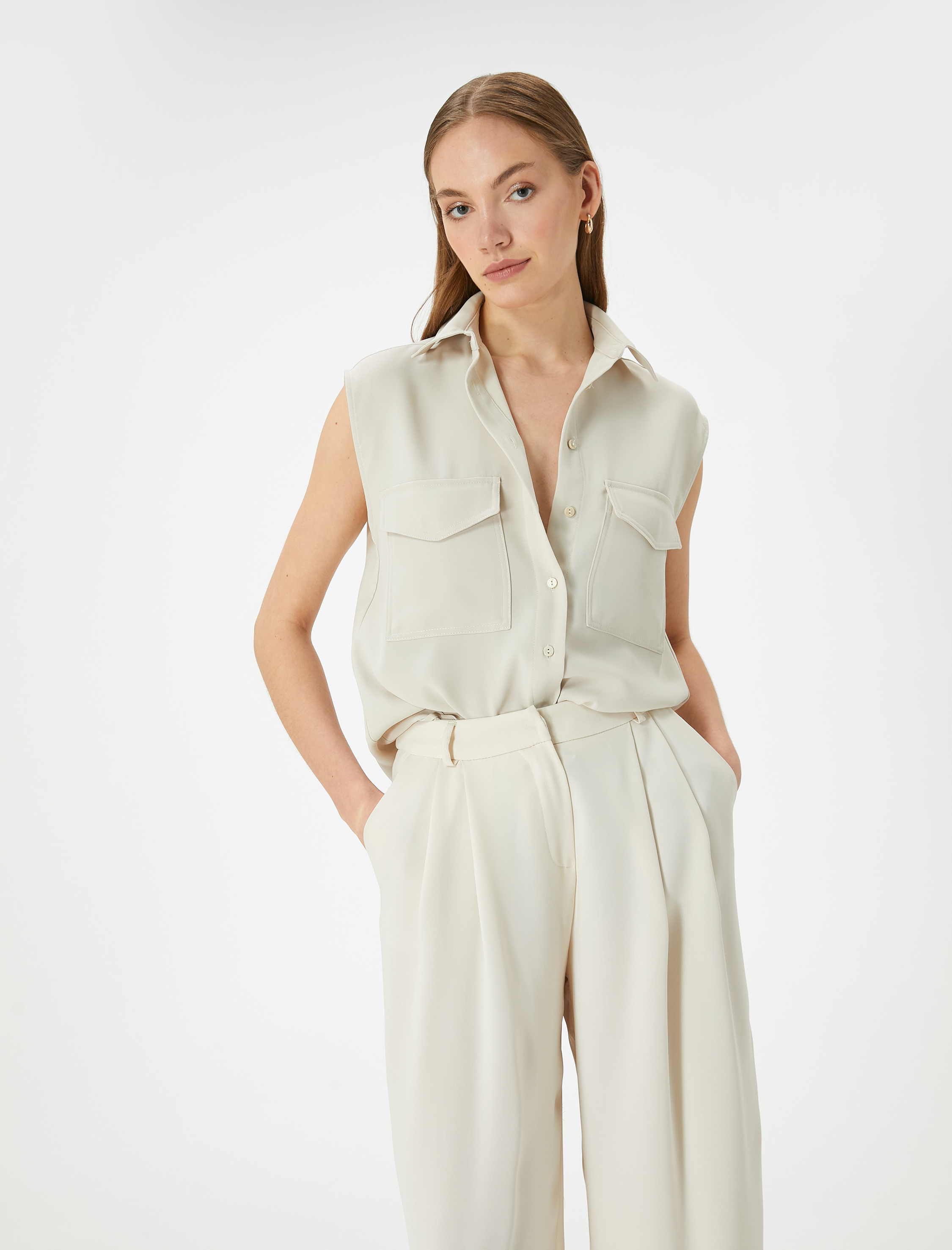   Cepli Gömlek Düğmeli Kolsuz Klasik Yaka