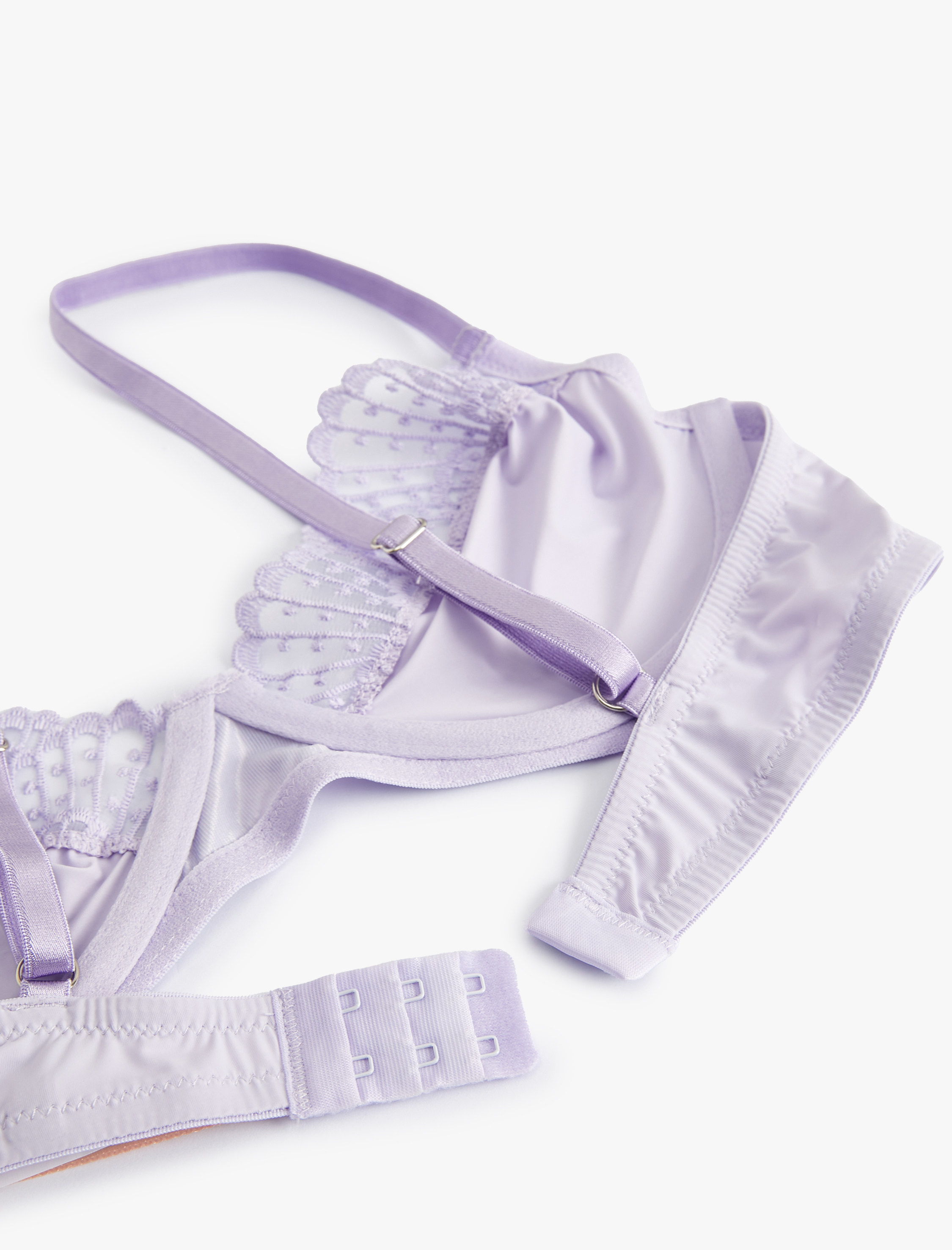   Dantelli Balenli Sütyen Dolgusuz Kapsız