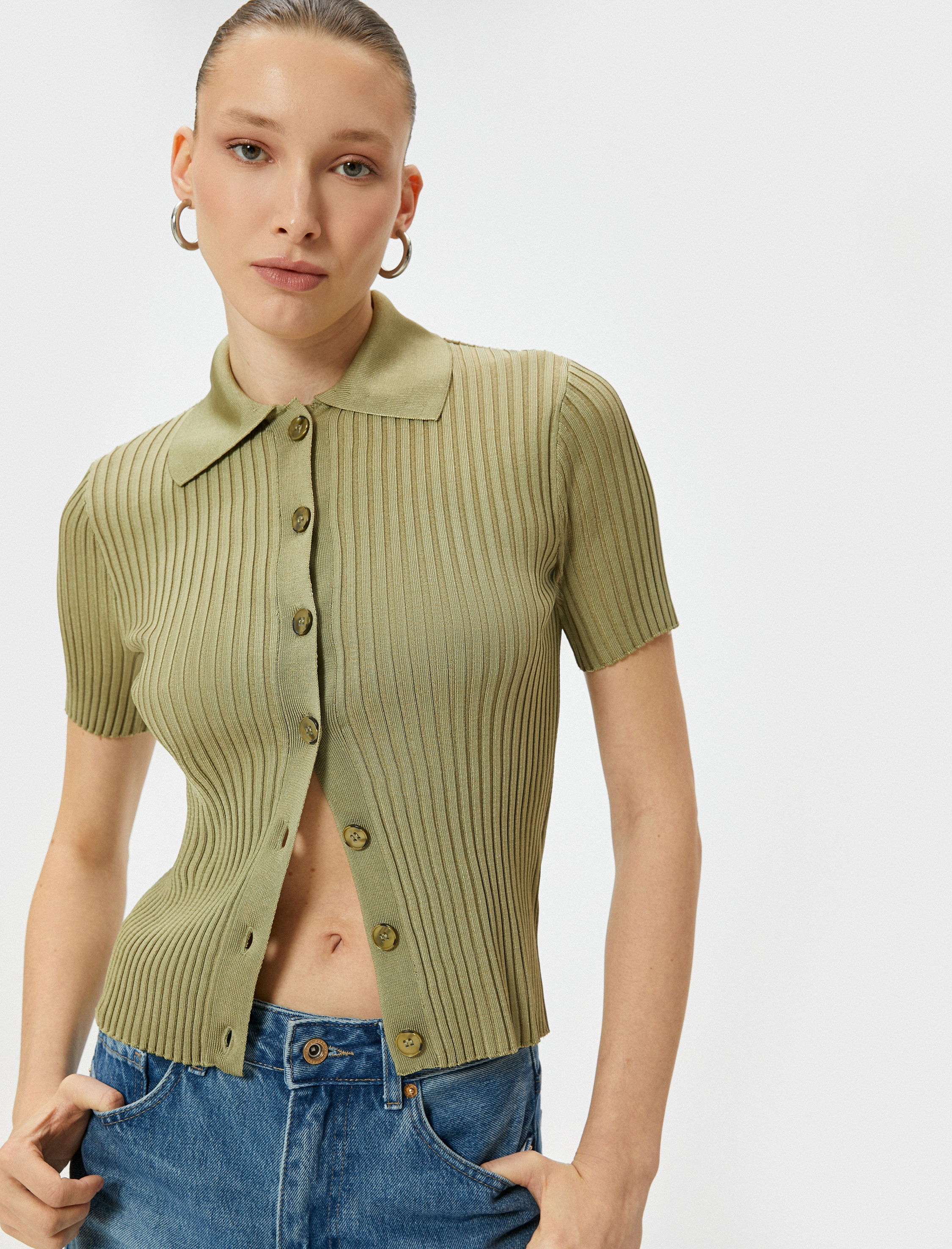   Polo Yaka Kazak Triko Fitilli Düğmeli Kısa Kollu Viskon