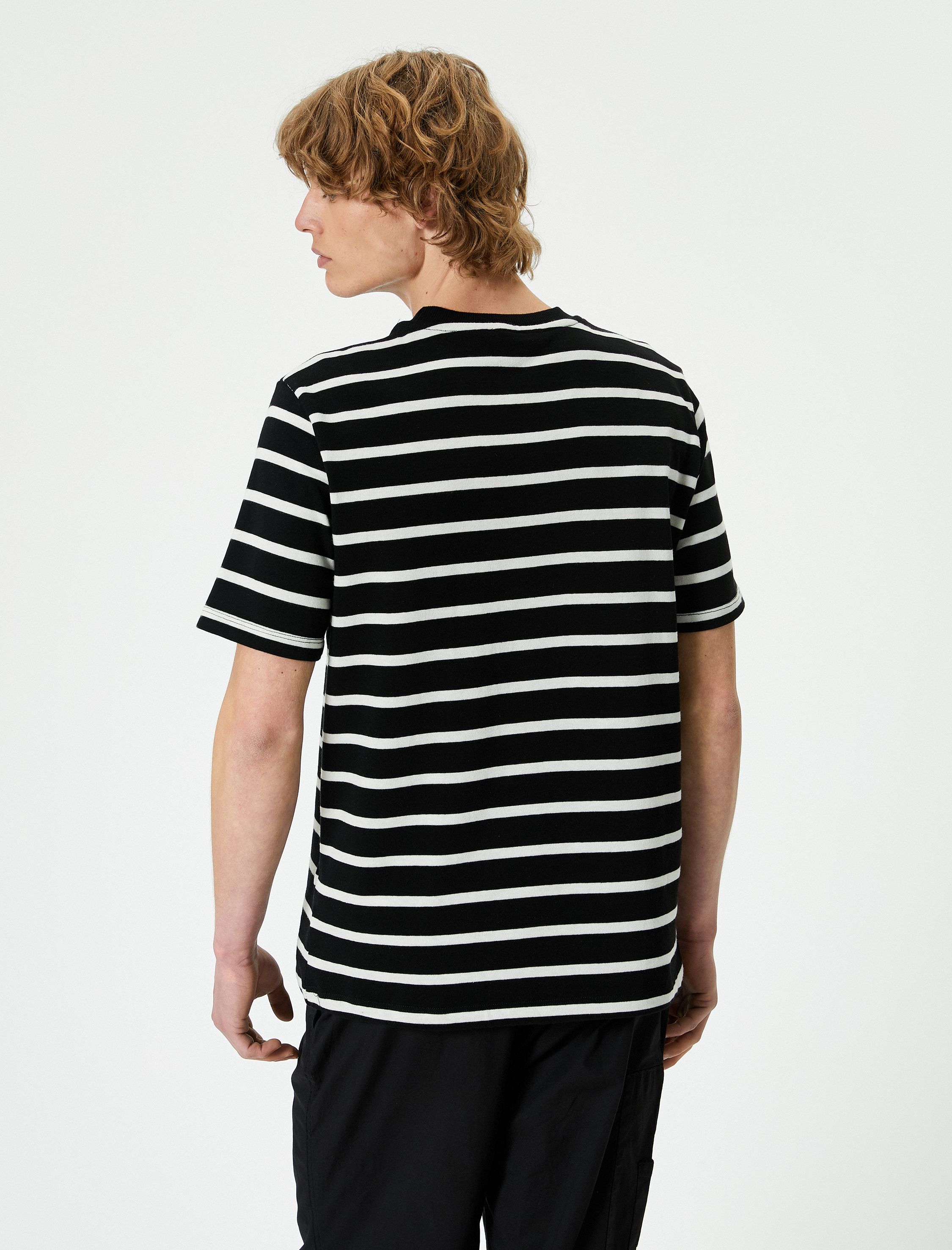   Basic Tişört Bisiklet Yaka Kısa Kollu Pamuklu