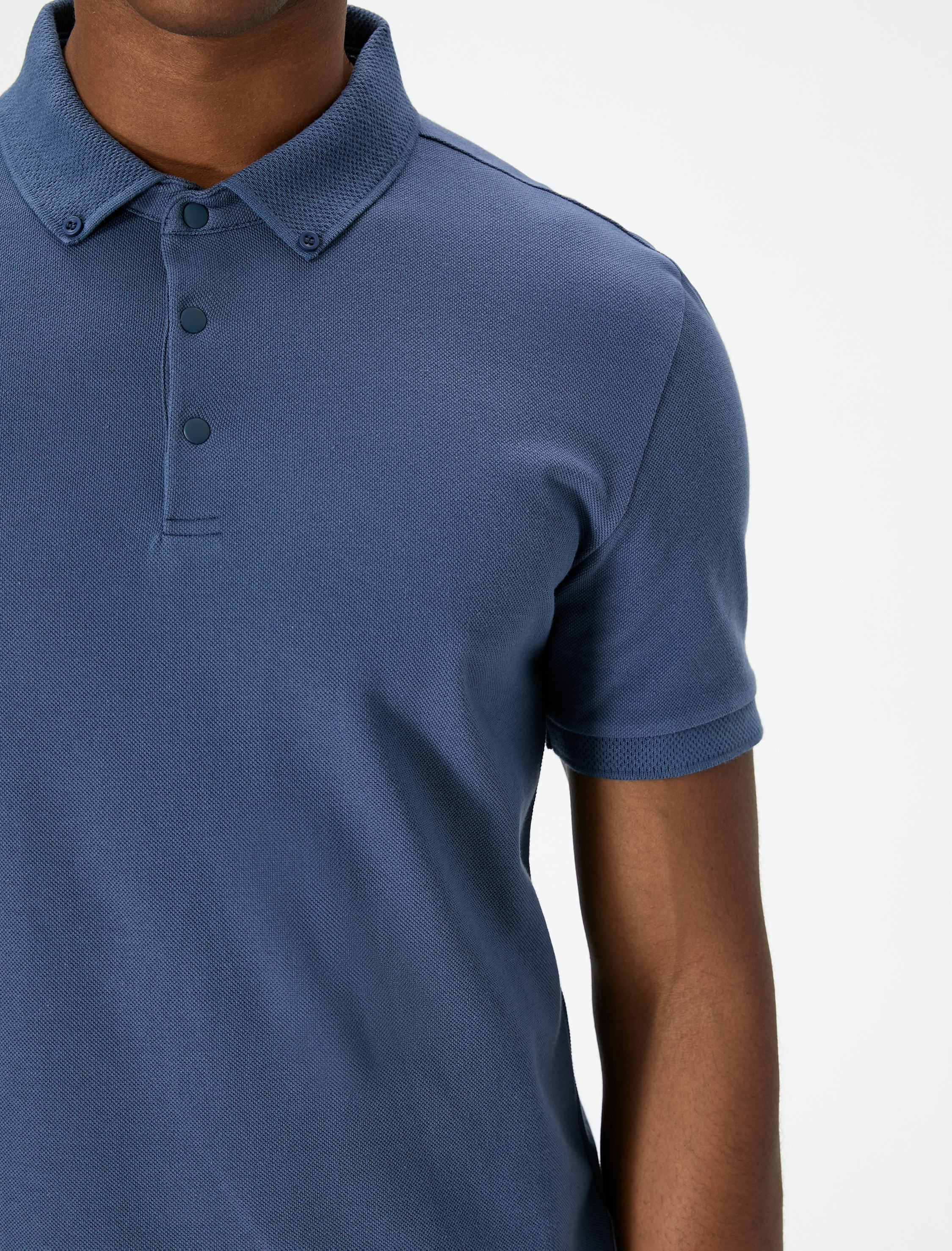   Polo Yaka Tişört Slim Fit Çıt Çıt Düğme Detaylı Kısa Kollu Pamuklu