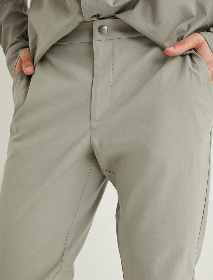   Kumaş Pantolon Düğmeli Cep Detaylı