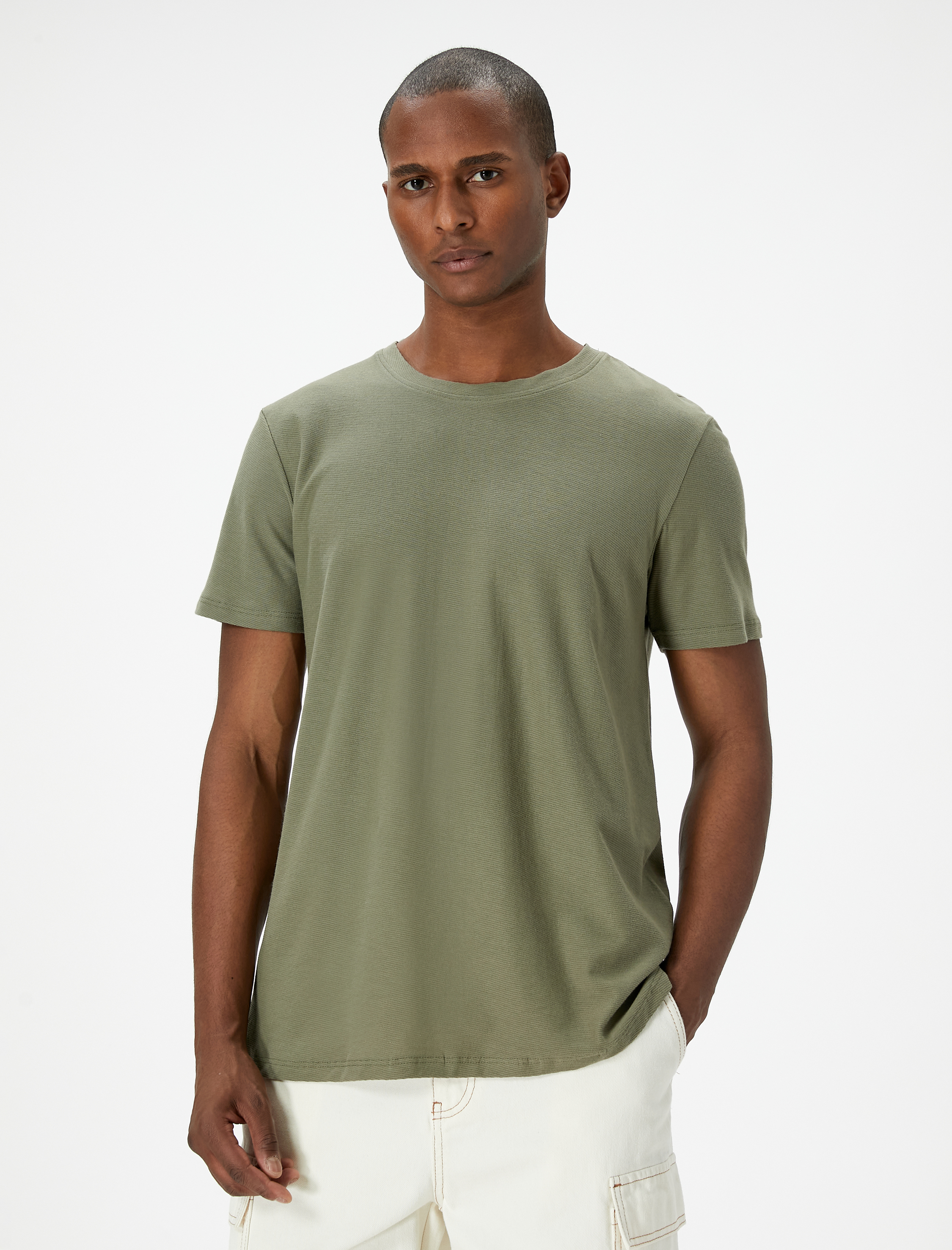   Basic Tişört Slim Fit Bisiklet Yaka Kısa Kollu