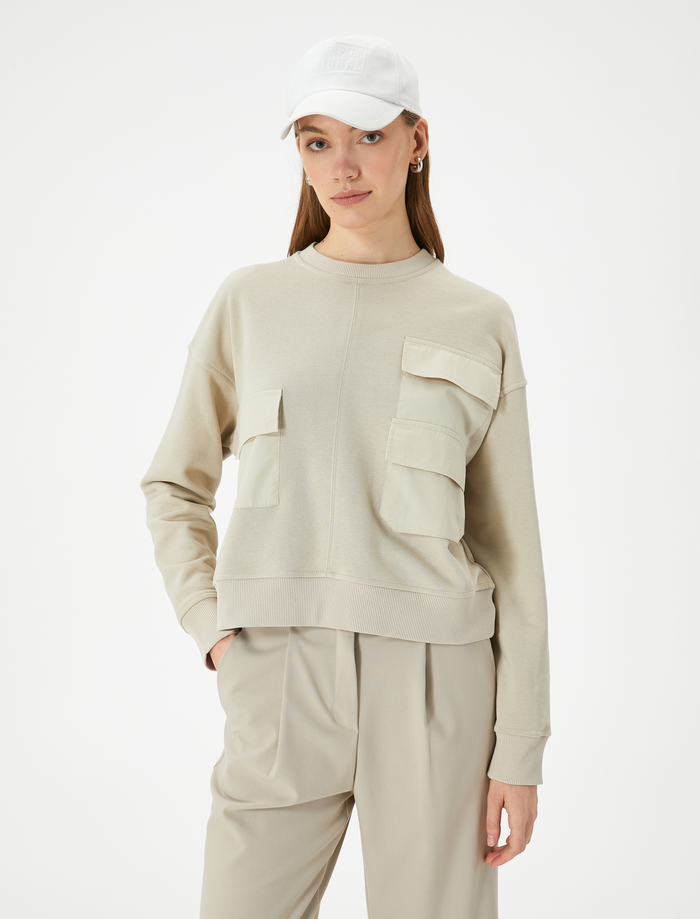 Bisiklet Yaka Sweatshirt Kargo Cepli Ribanalı Standart Kesim