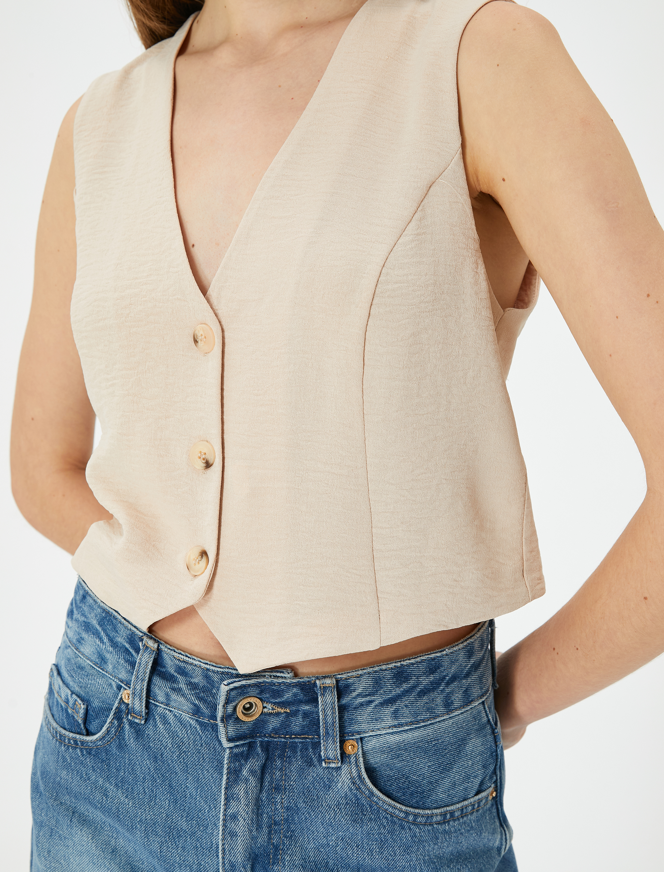   Crop Yelek Bluz İnce Aerobin Kumaş V Yaka Düğmeli