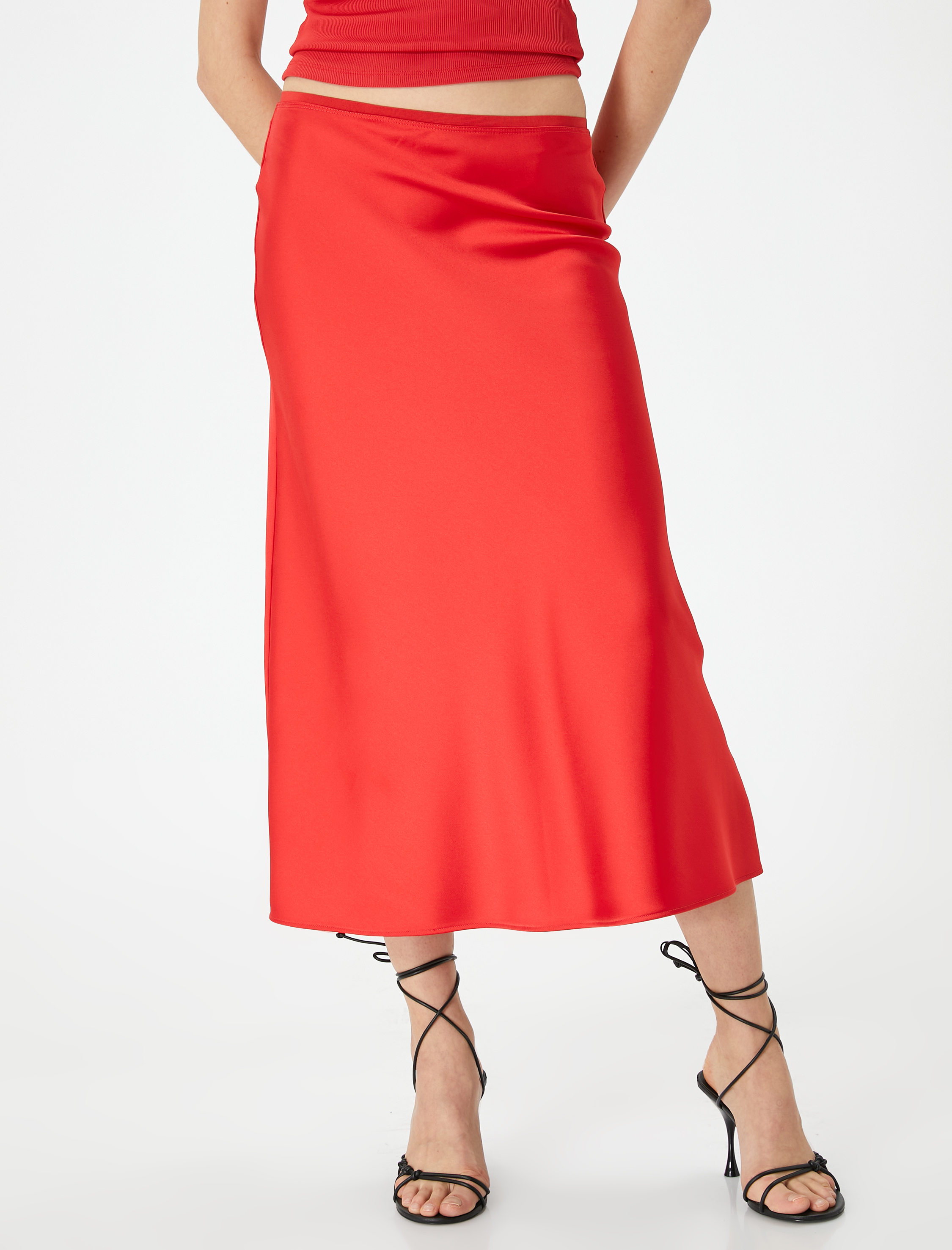   Midi Saten Etek Normal Bel