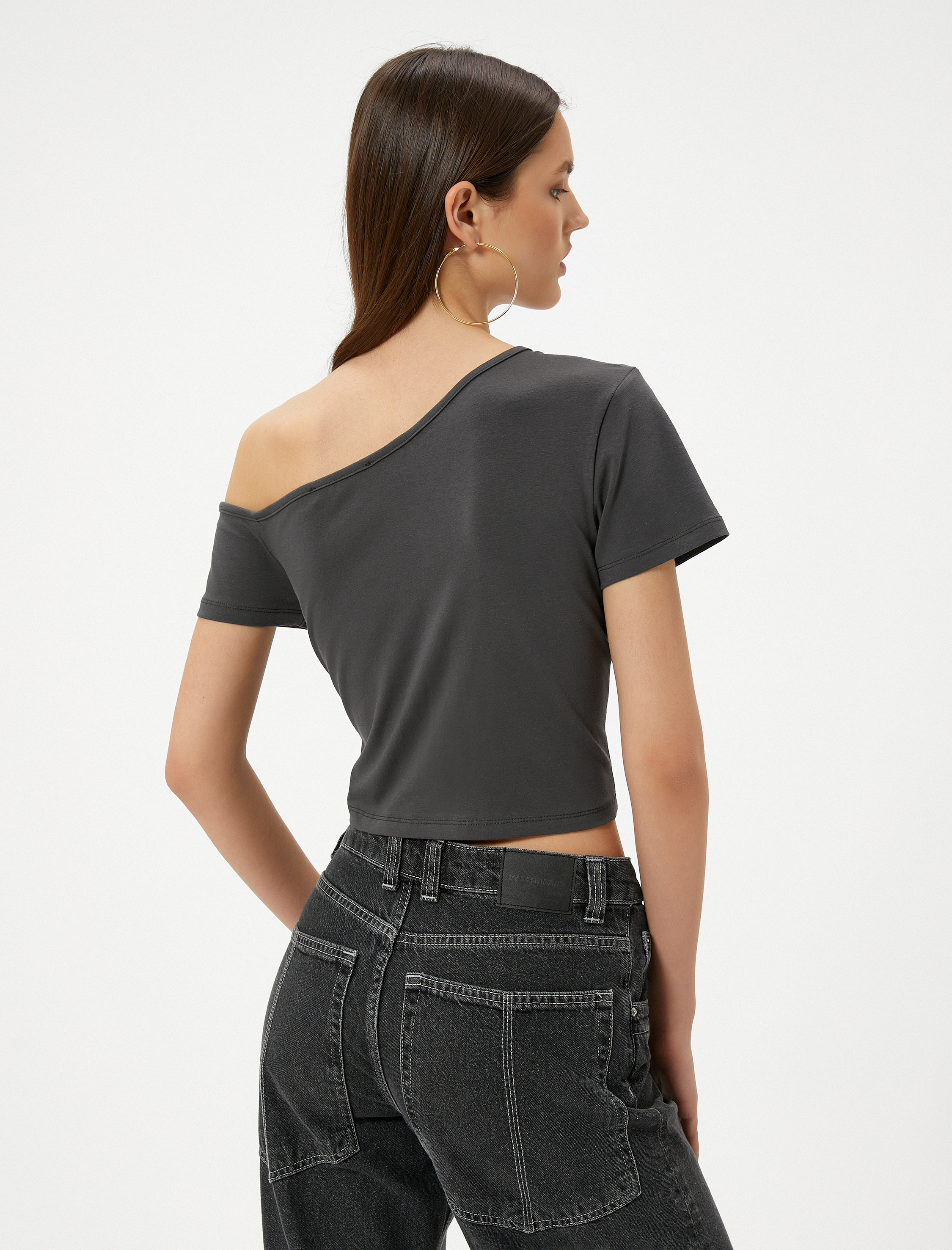   Crop Kayık Yaka Tişört Kolej Baskılı Kısa Kollu Pamuklu