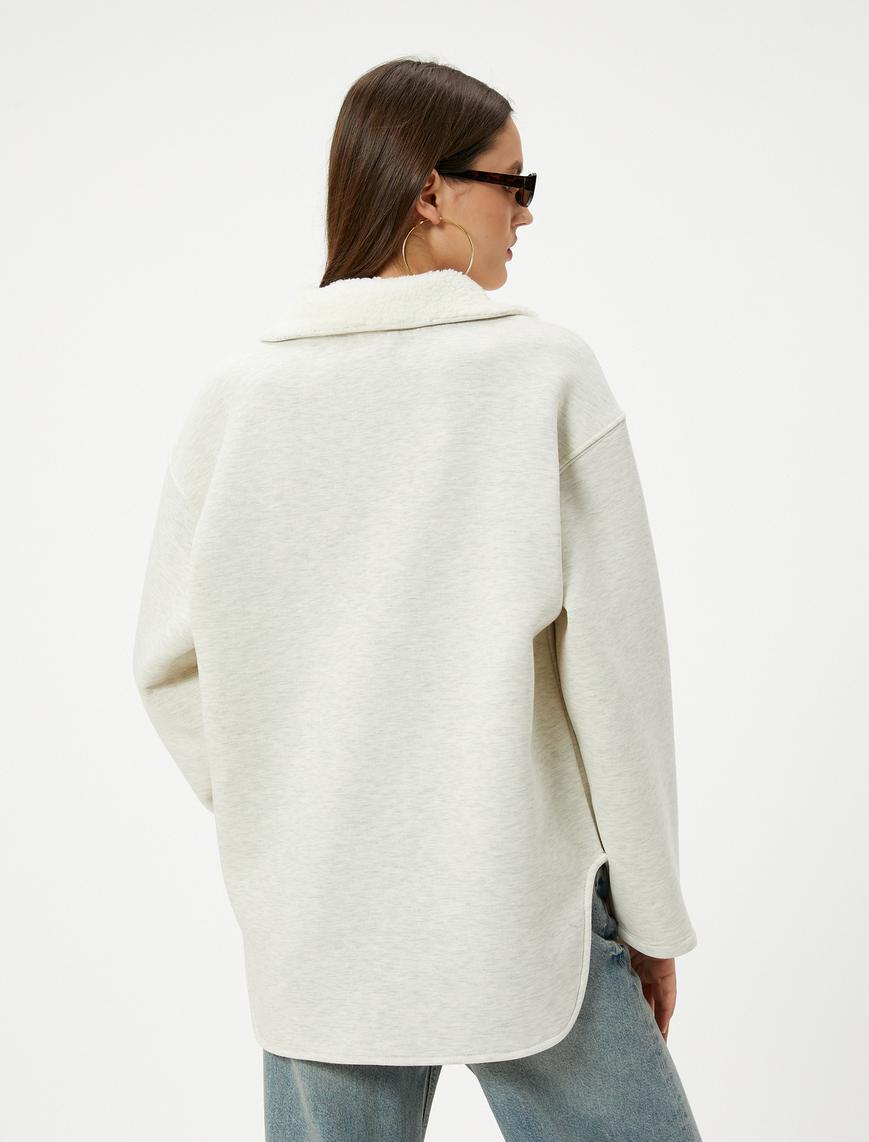   Şardonlu Yakası Peluş Detaylı Oversize Sweatshirt Dik Yaka Çıt Çıt Düğmeli