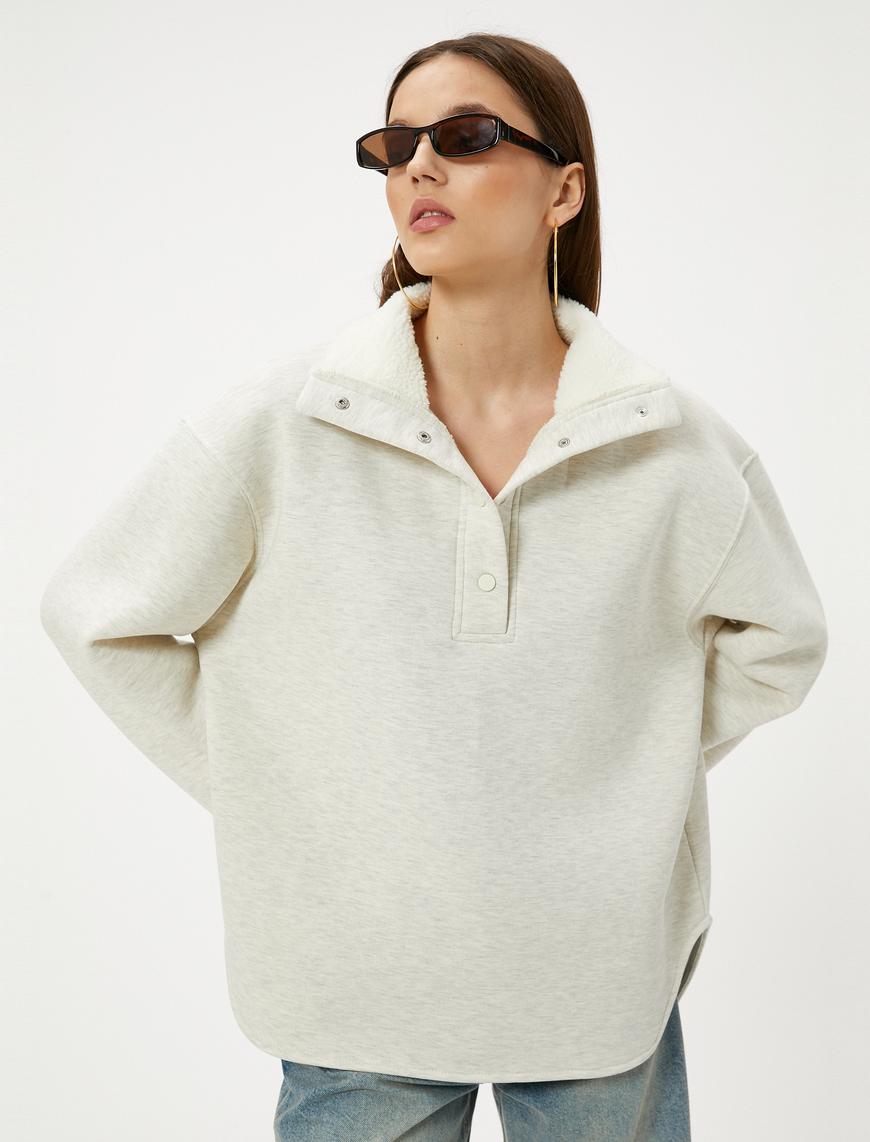   Şardonlu Yakası Peluş Detaylı Oversize Sweatshirt Dik Yaka Çıt Çıt Düğmeli