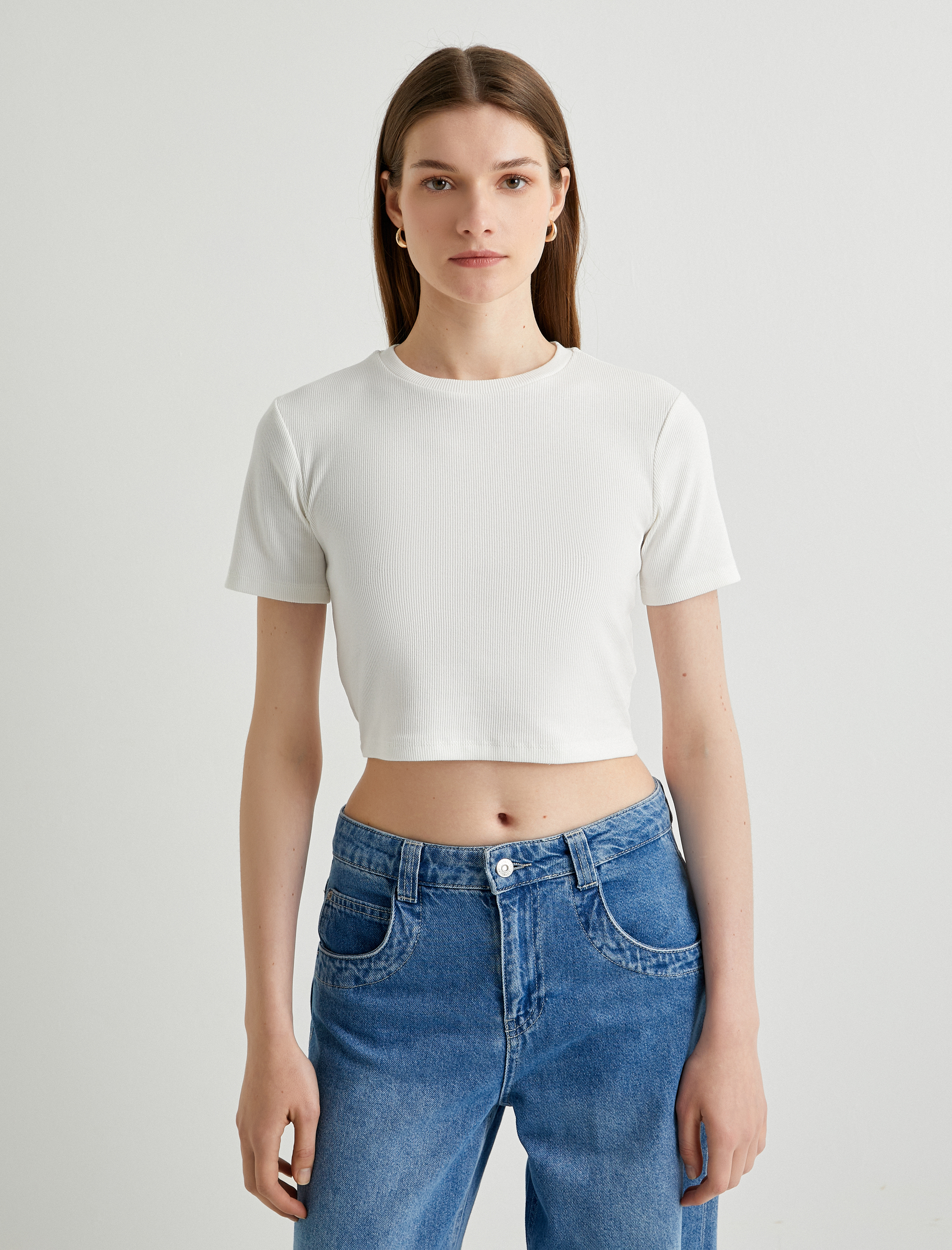   Crop Tişört Sırtı Parlak Taş Detaylı Kısa Kollu Fitilli