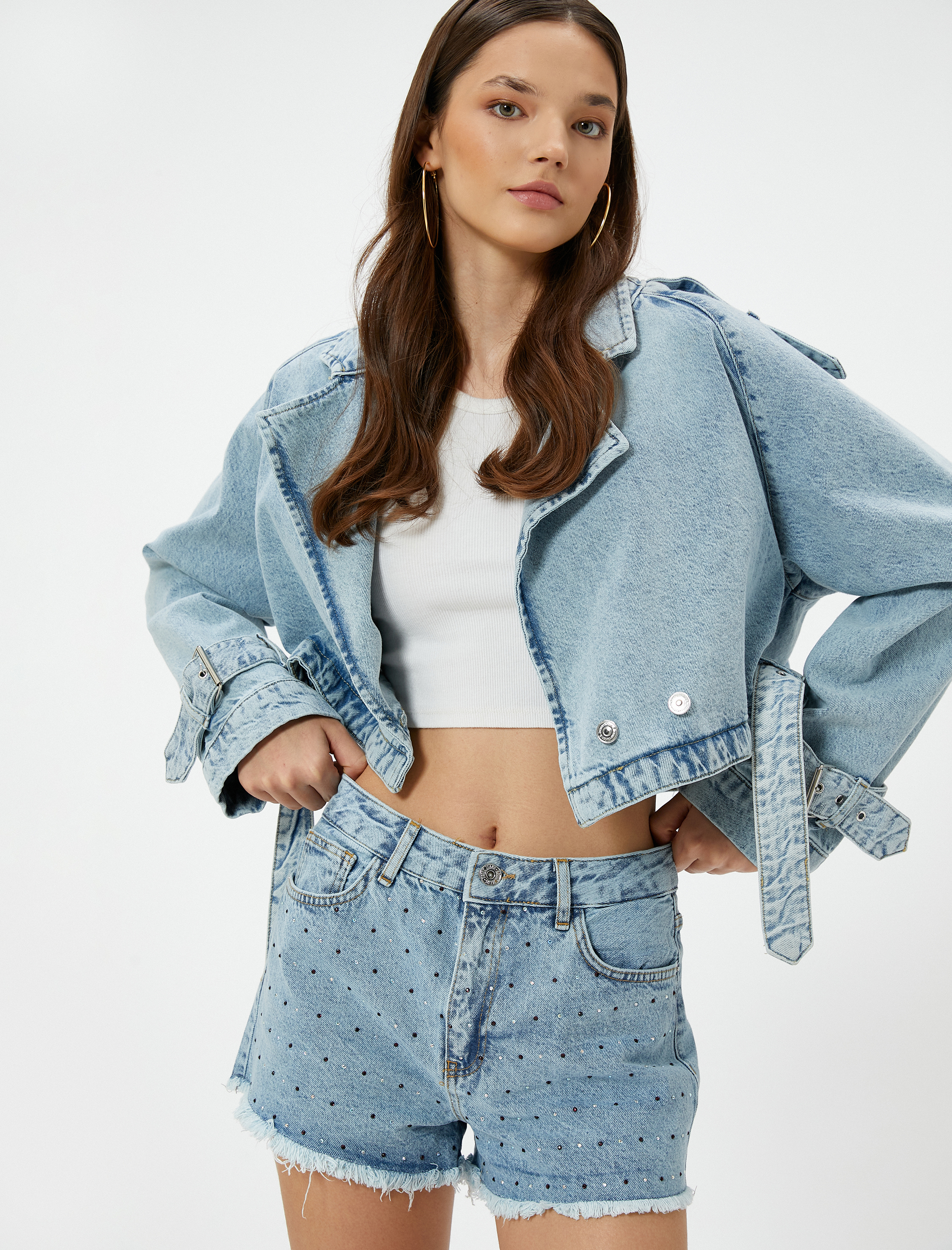   Taşlı Kot Şort Rahat Kalıp Cepli