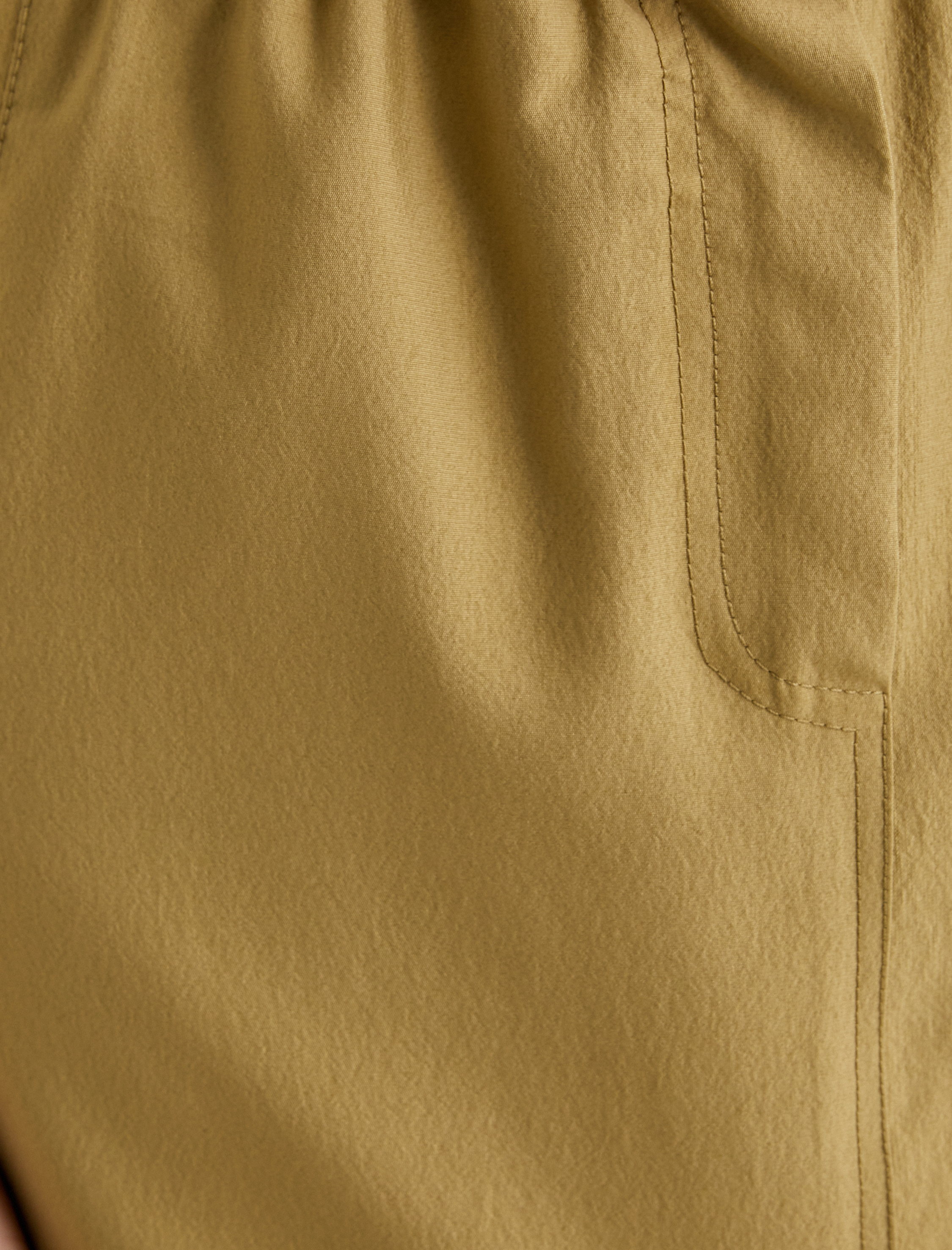   Midi Kargo Etek Cep Detaylı Kemerli Yırtmaçlı