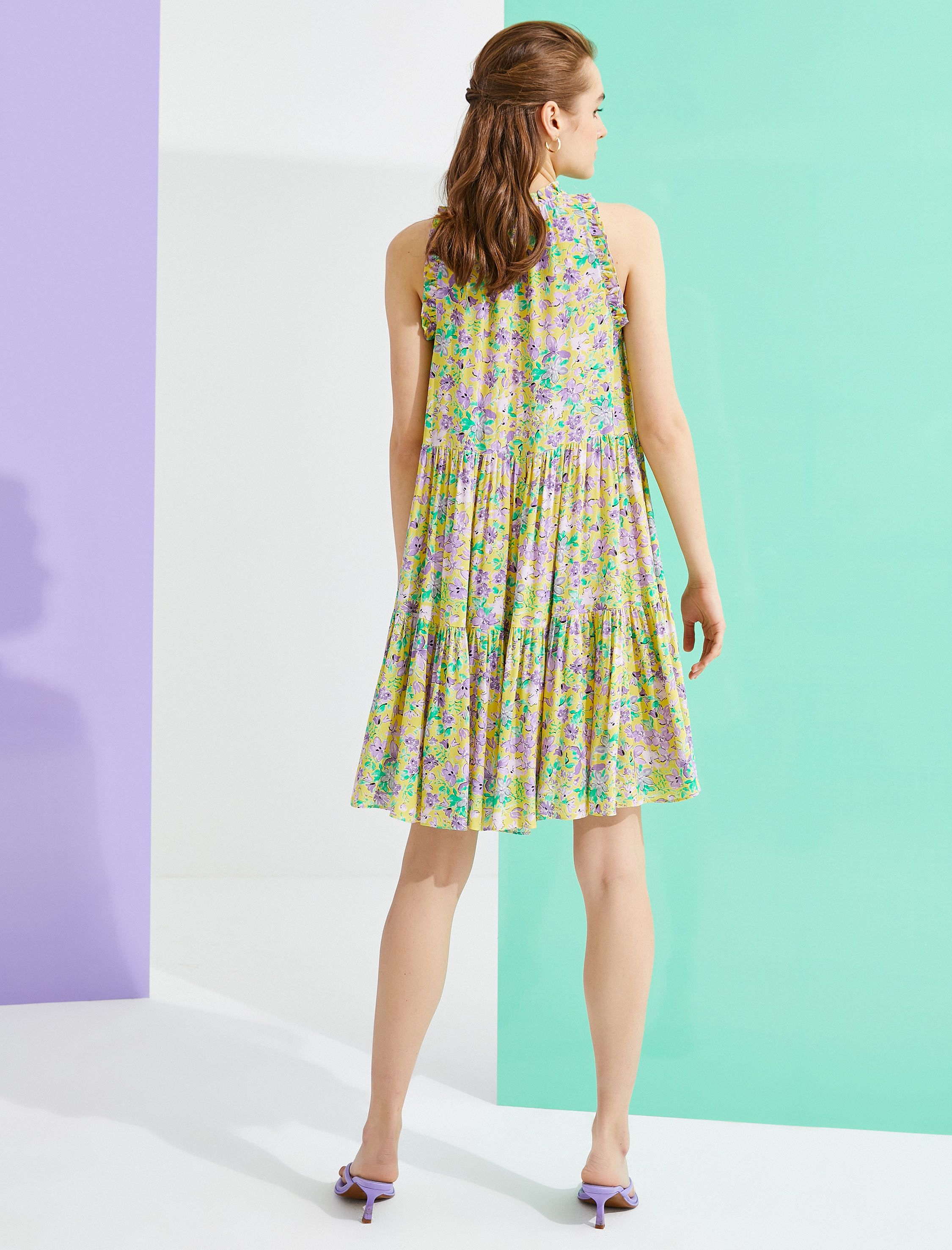 Çiçekli Elbise Fırfırlı