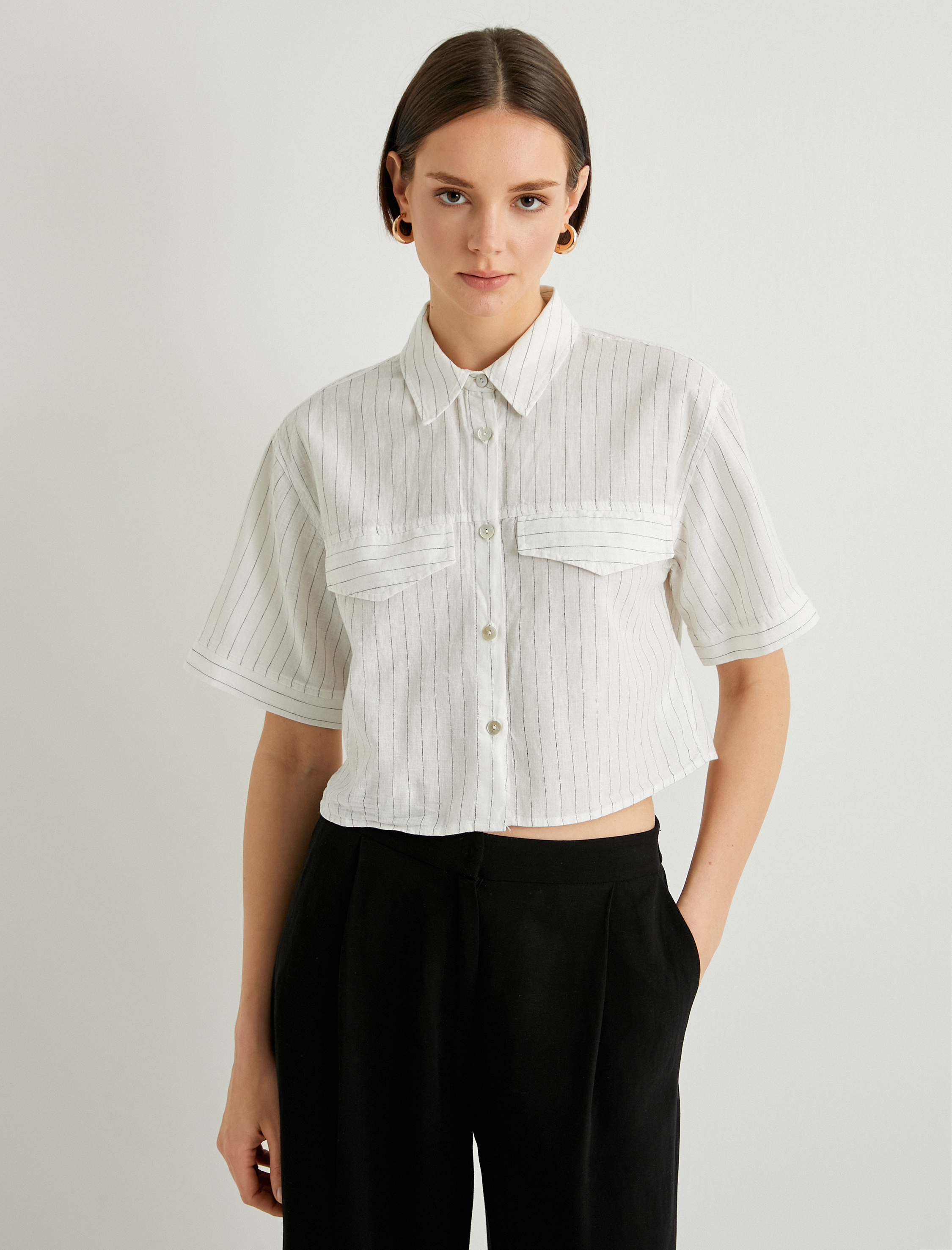   Crop Gömlek Kısa Kollu Cep Detaylı Düğmeli Keten Karışımlı