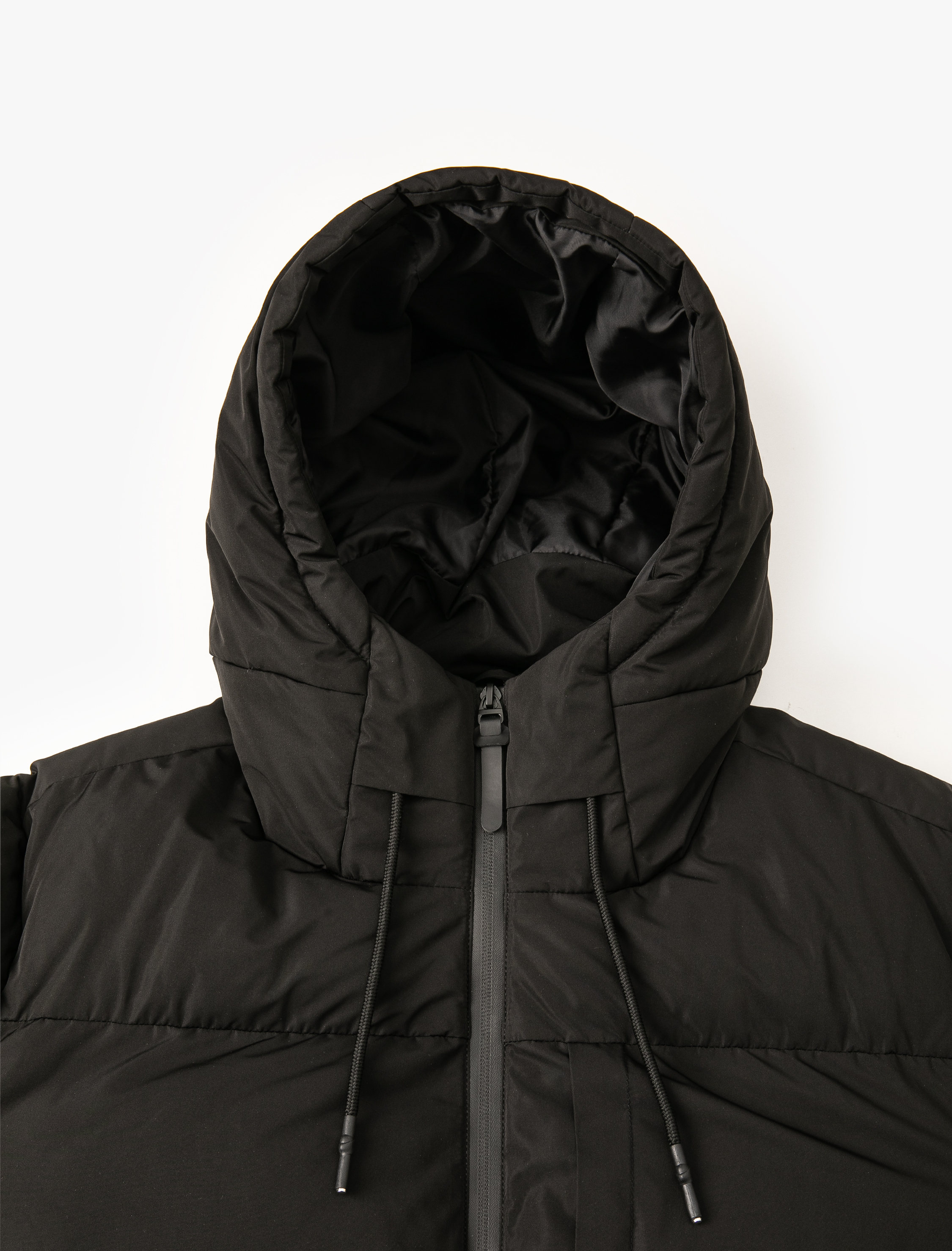   Kapşonlu Cep Detaylı Uzun Kollu Şişme Mont