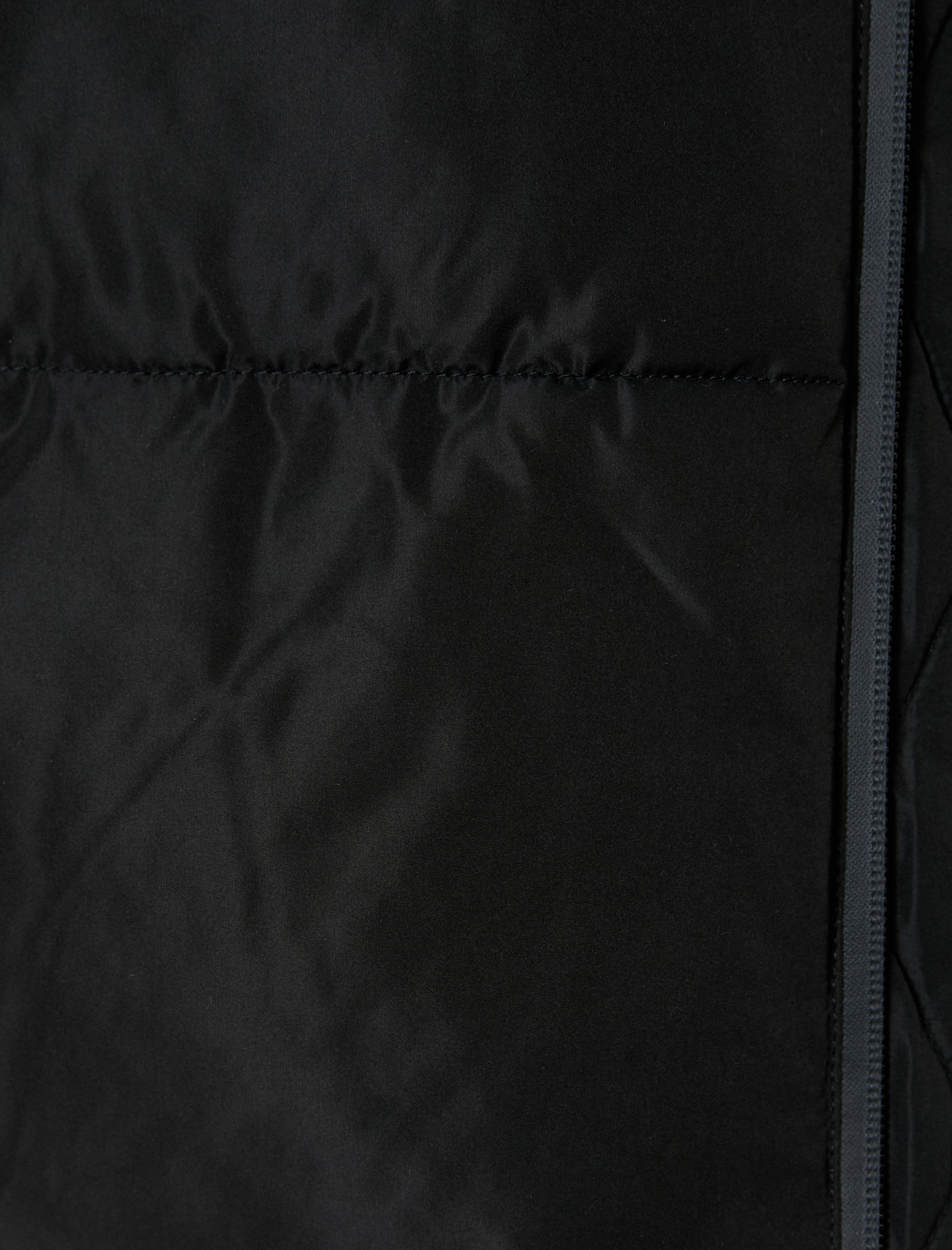   Kapşonlu Cep Detaylı Uzun Kollu Şişme Mont