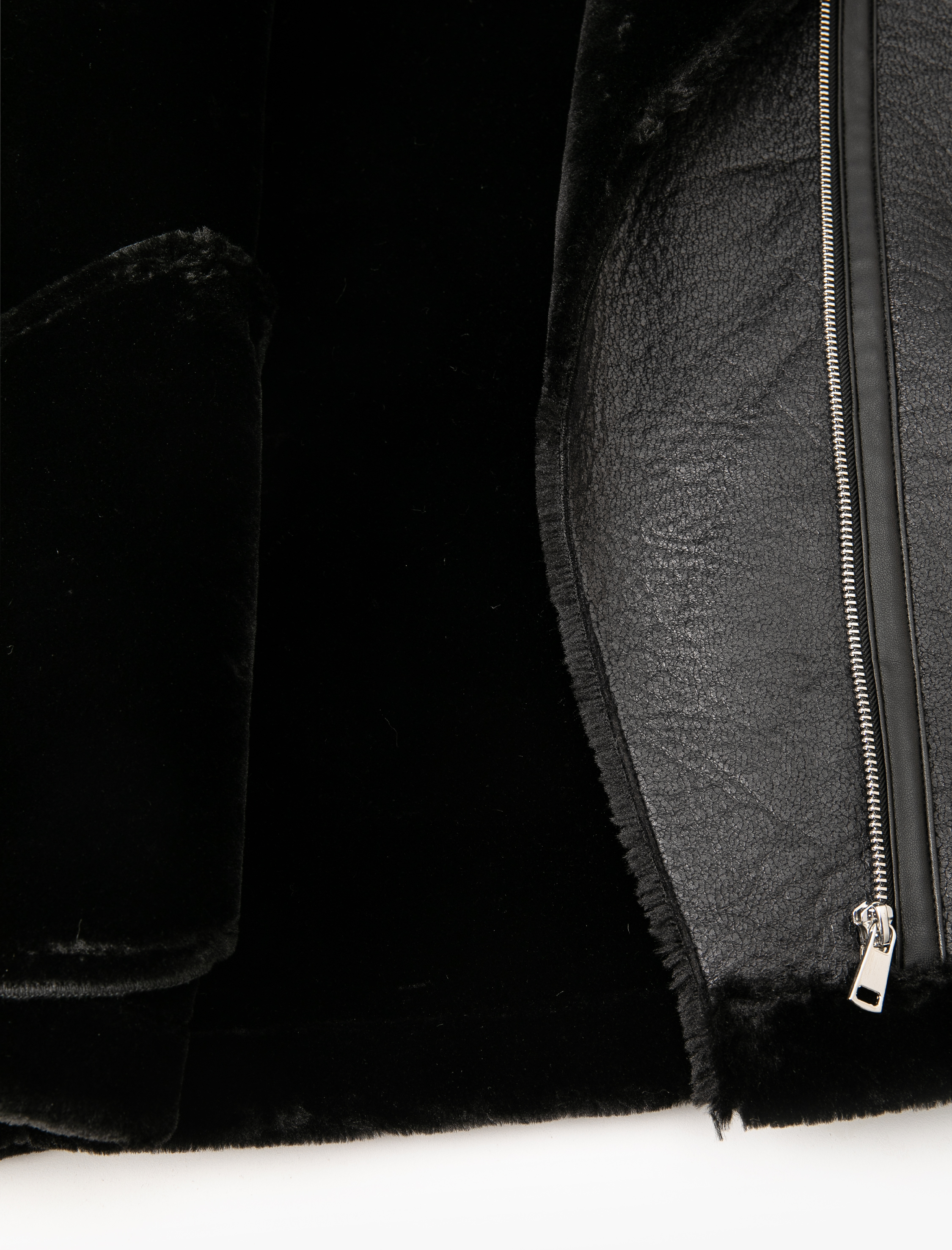 Suni Deri Uzun Biker Yelek Yakası Kürklü Fermuarlı Cepli