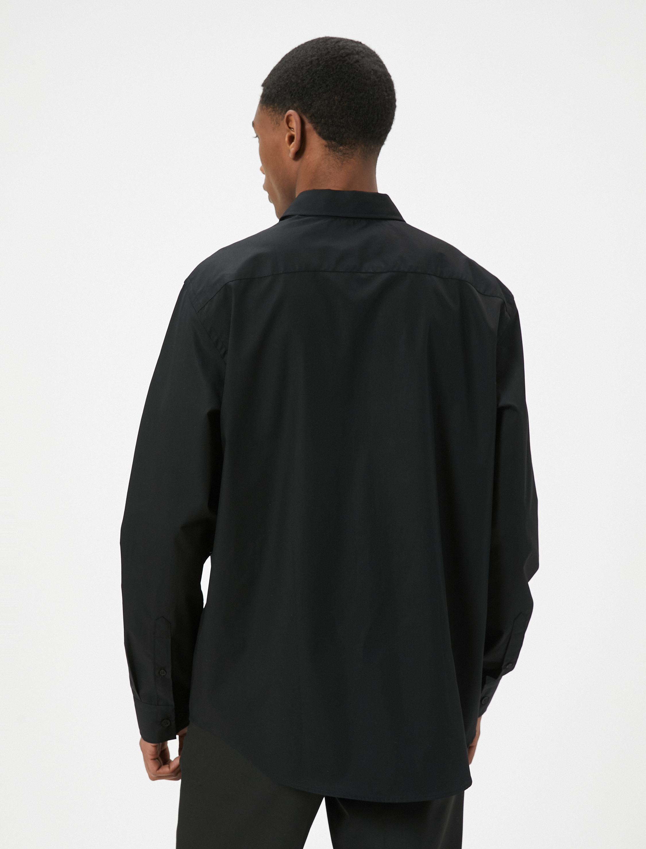   Basic Gömlek Uzun Kollu Klasik Yaka Düğmeli Pamuklu Regular Fit