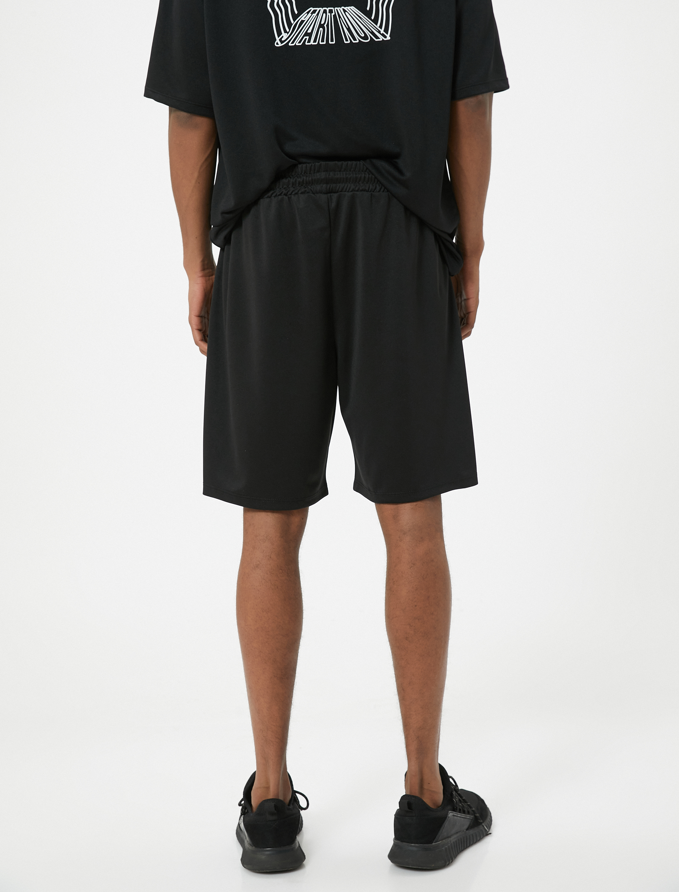   Spor Şort Beli Bağcıklı Cep Detaylı