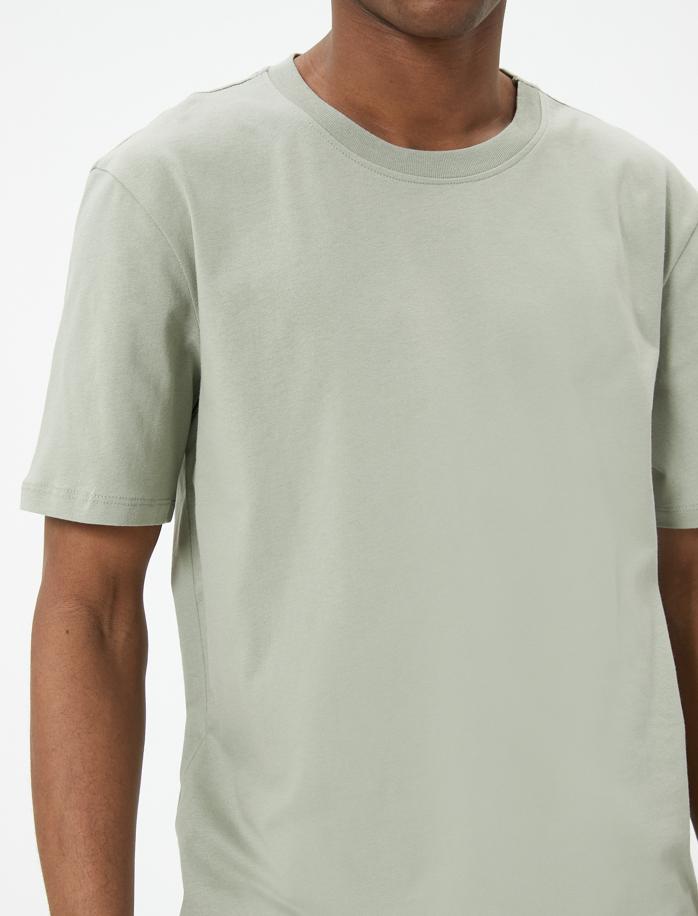   Basic Tişört Slim Fit Bisiklet Yaka Kısa Kollu