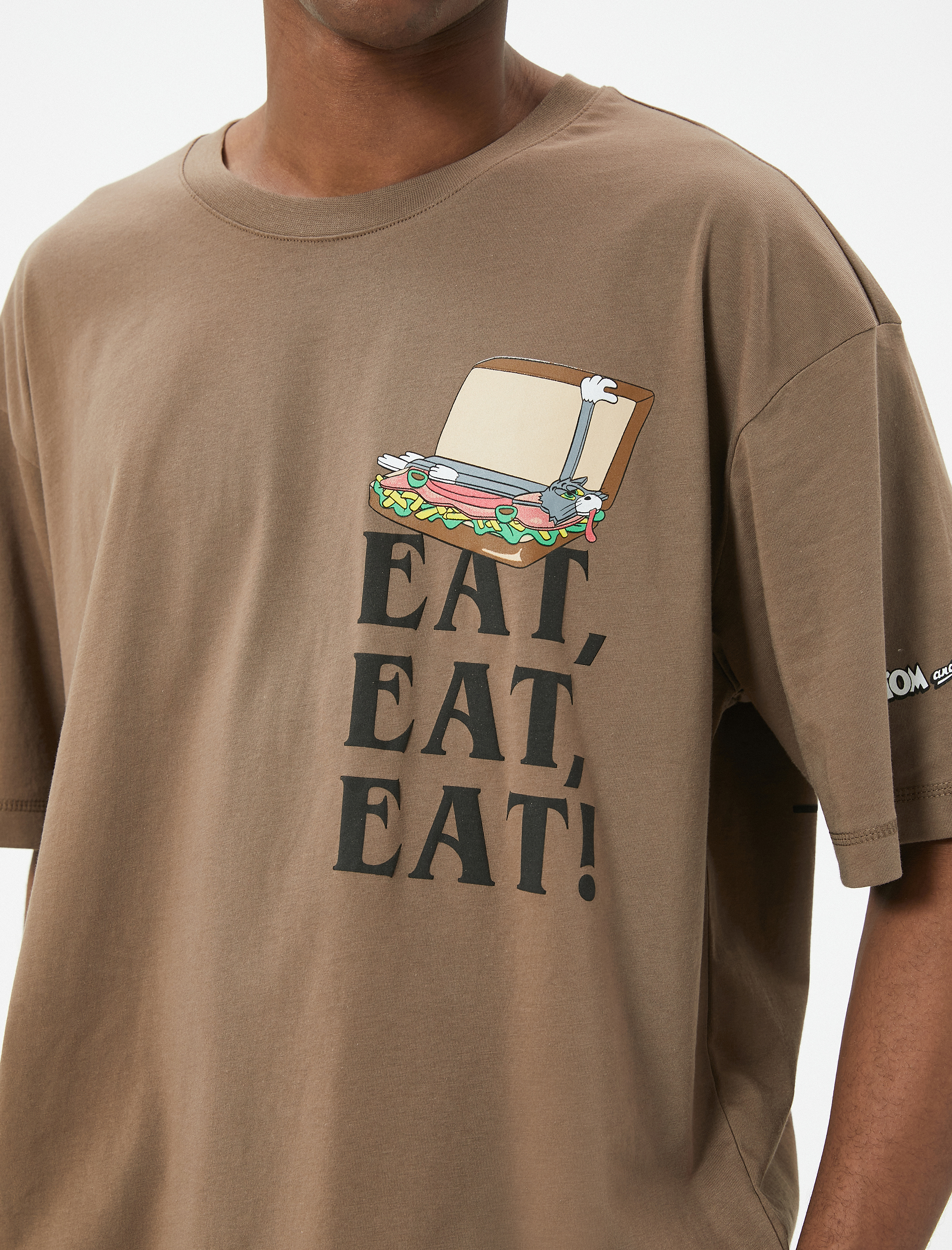   Tom ve Jerry Tişört Lisanslı Oversize Kısa Kollu Bisiklet Yaka Pamuklu