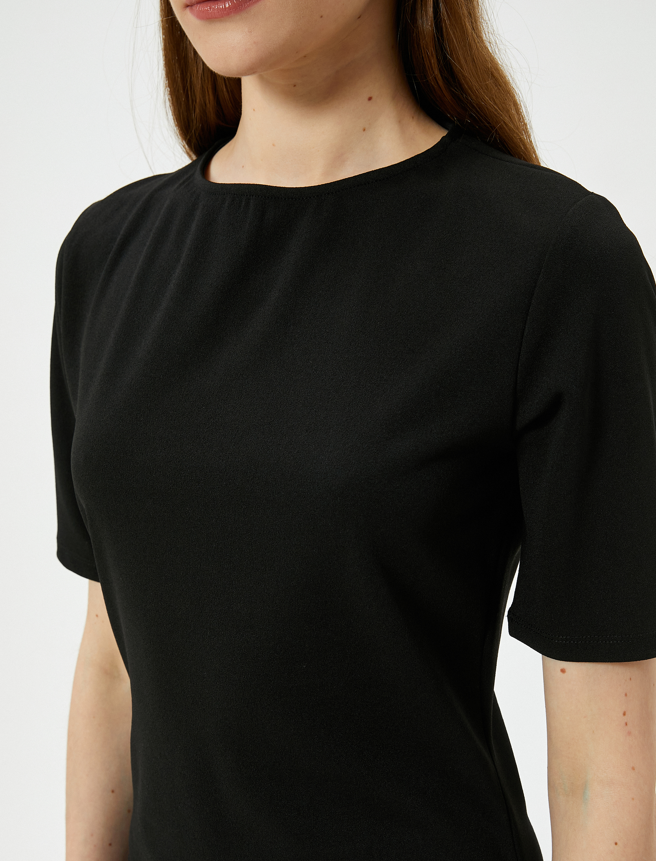   Kısa Kollu Bisiklet Yaka Mini Tişört Elbise