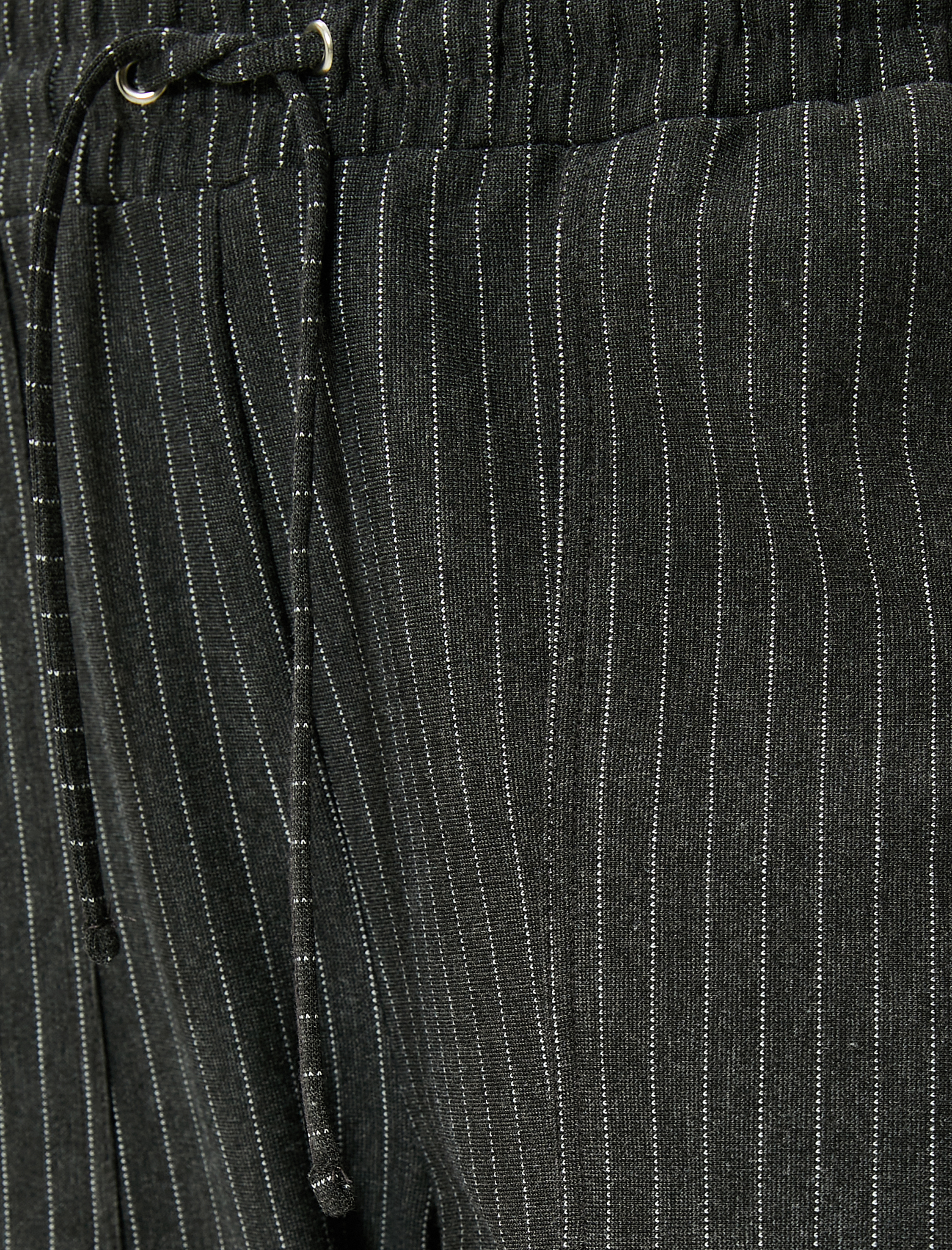   Standart Bel Bağcıklı Cep Detaylı Havuç Pantolon