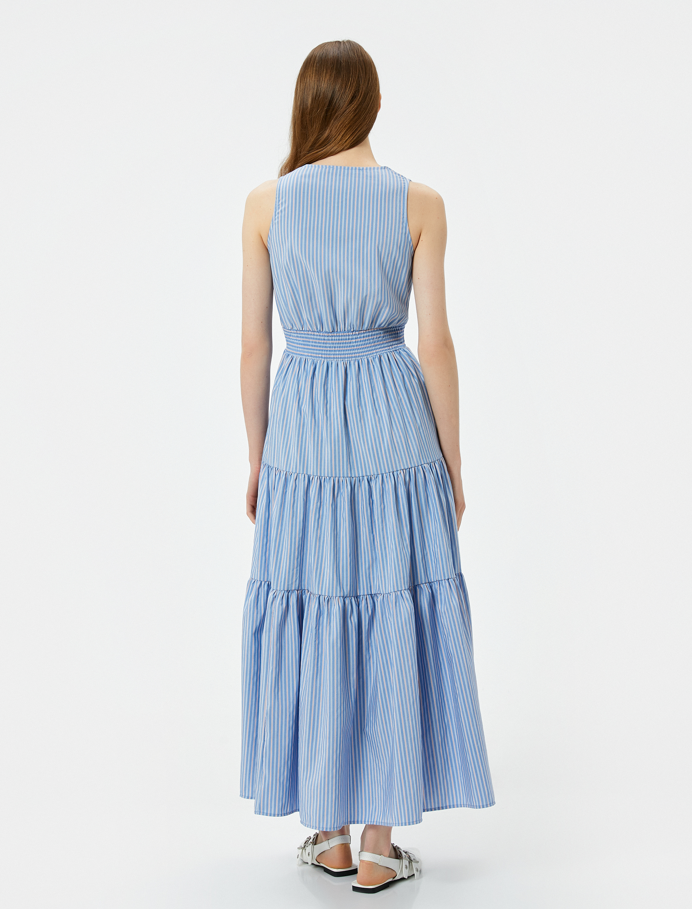   Uzun Elbise Askılı V Yaka Volanlı Kuşaklı