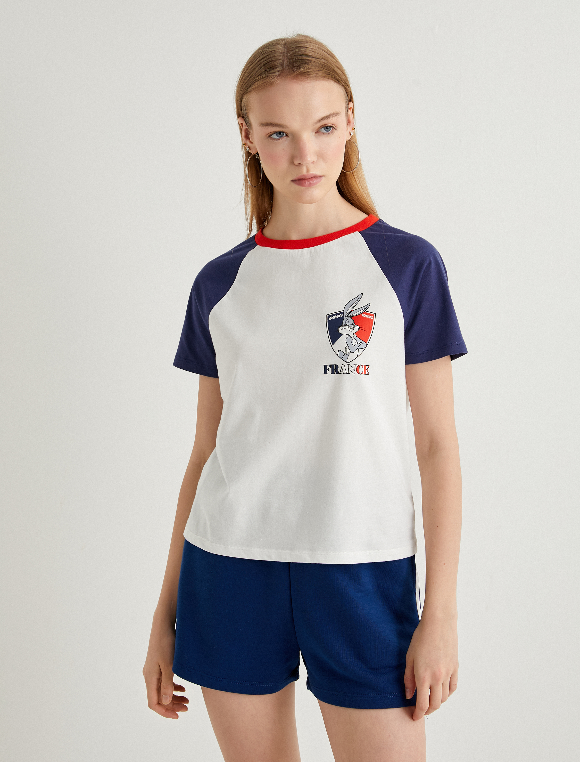   Bugs Bunny Tişört Lisanslı Renk Bloklu Kısa Kollu Bisiklet Yaka