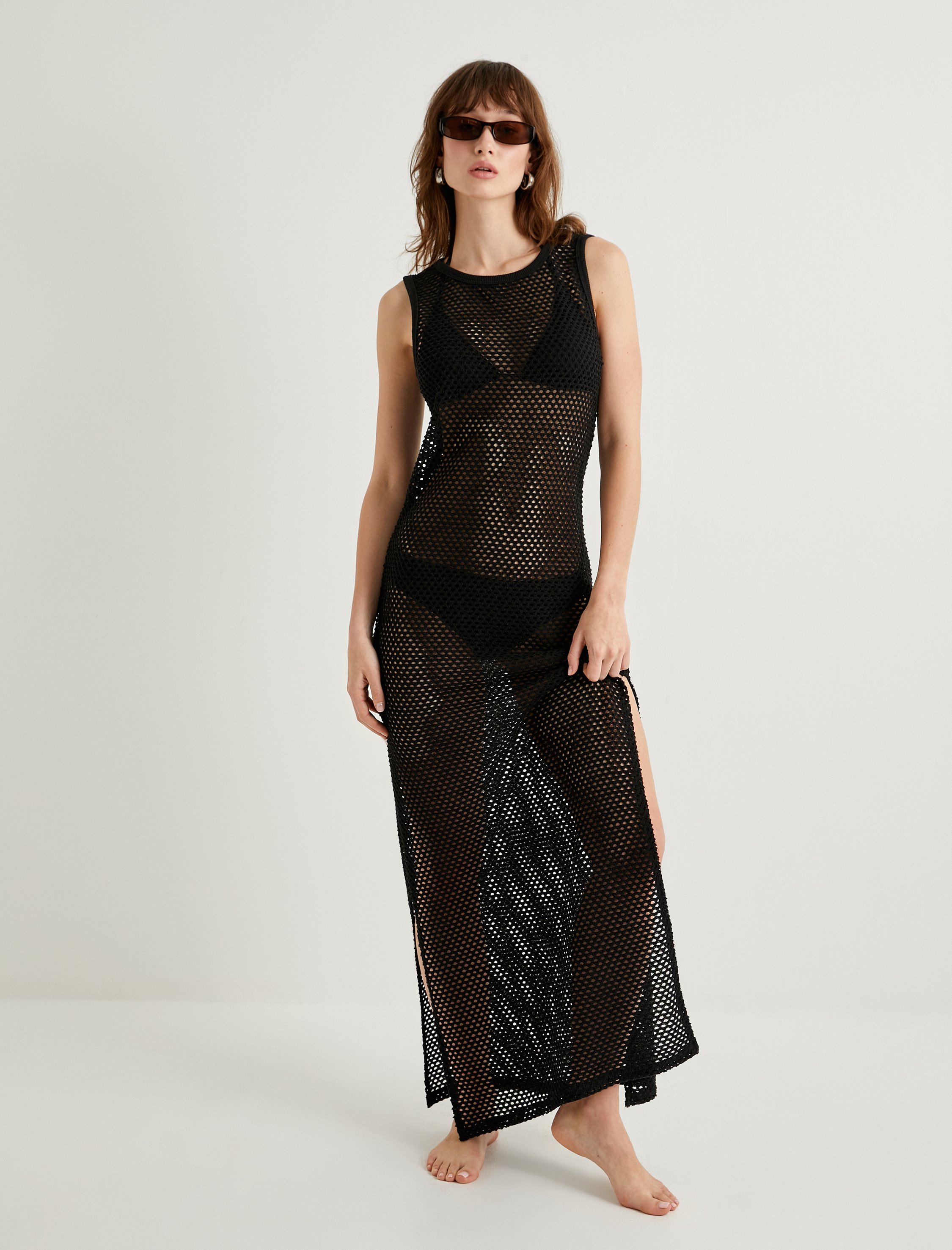   Uzun Kroşe Plaj Elbisesi Ajurlu Bisiklet Yaka Yırtmaç Detaylı