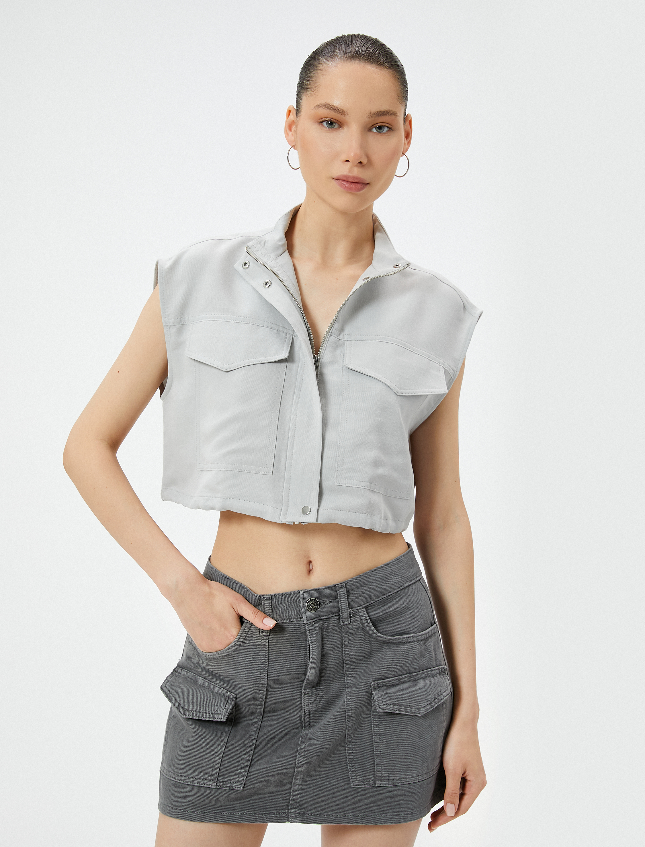   Kargo Mini Etek Rahat Kalıp Önden Cep Detaylı