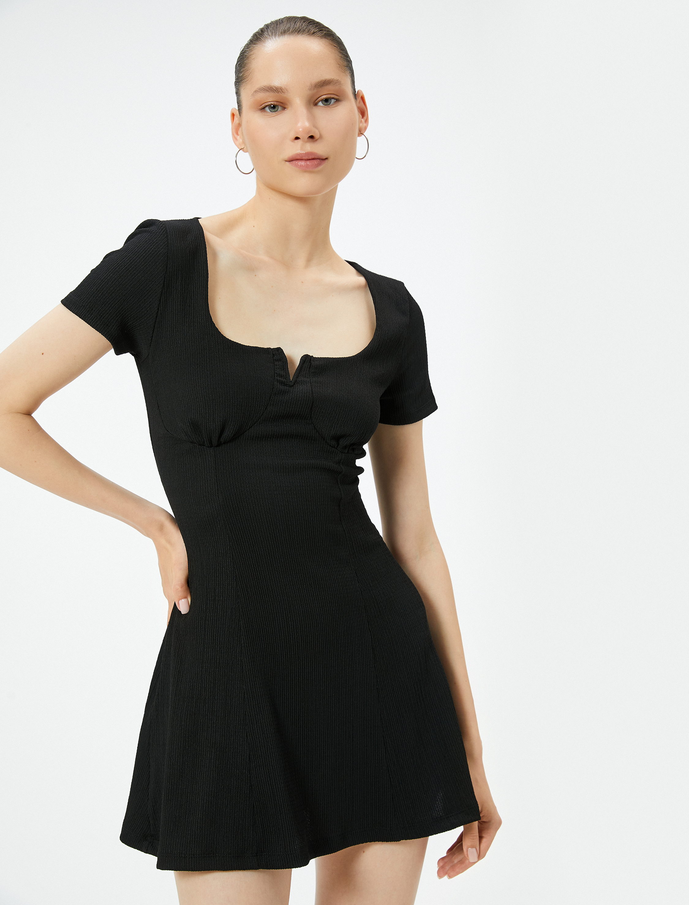   A Kesim Mini Elbise Kısa Kollu Kare Yaka Rahat Kalıp Bürümcük