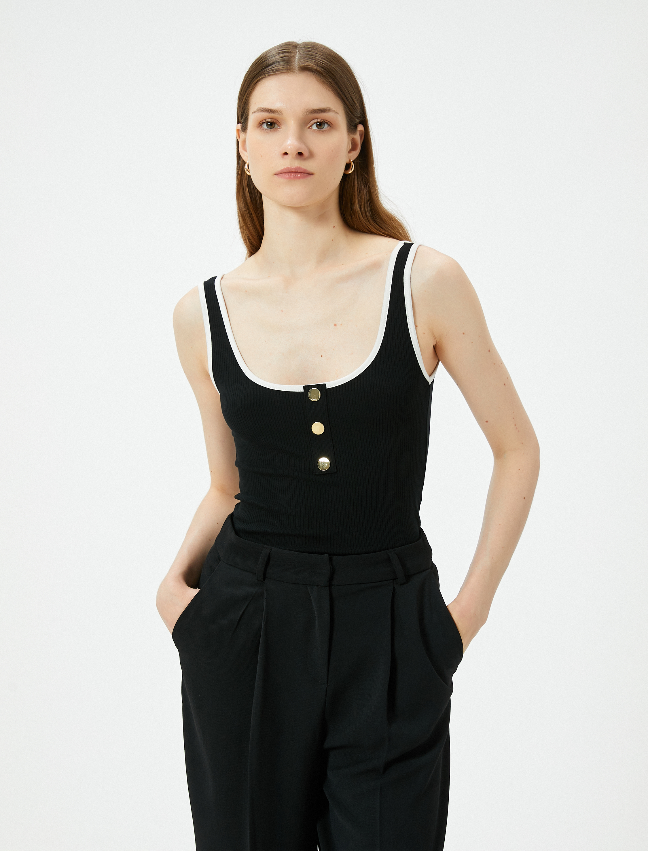   Renk Kontrastlı Atlet Metal Düğme Detaylı Ribanalı Viskoz Kumaş