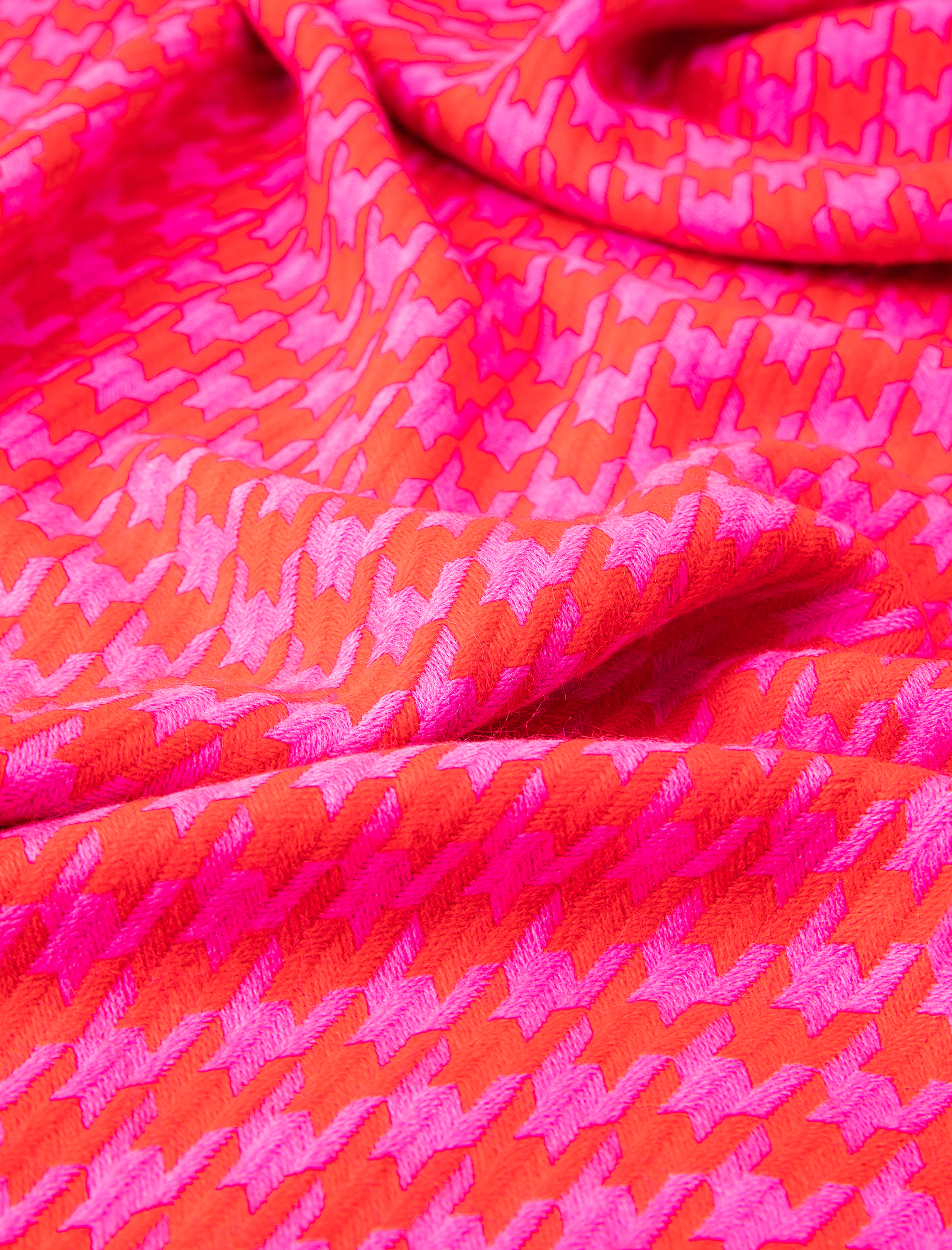  Kadın Atkı Kazayağı Desenli Yumuşak Dokulu Püsküllü