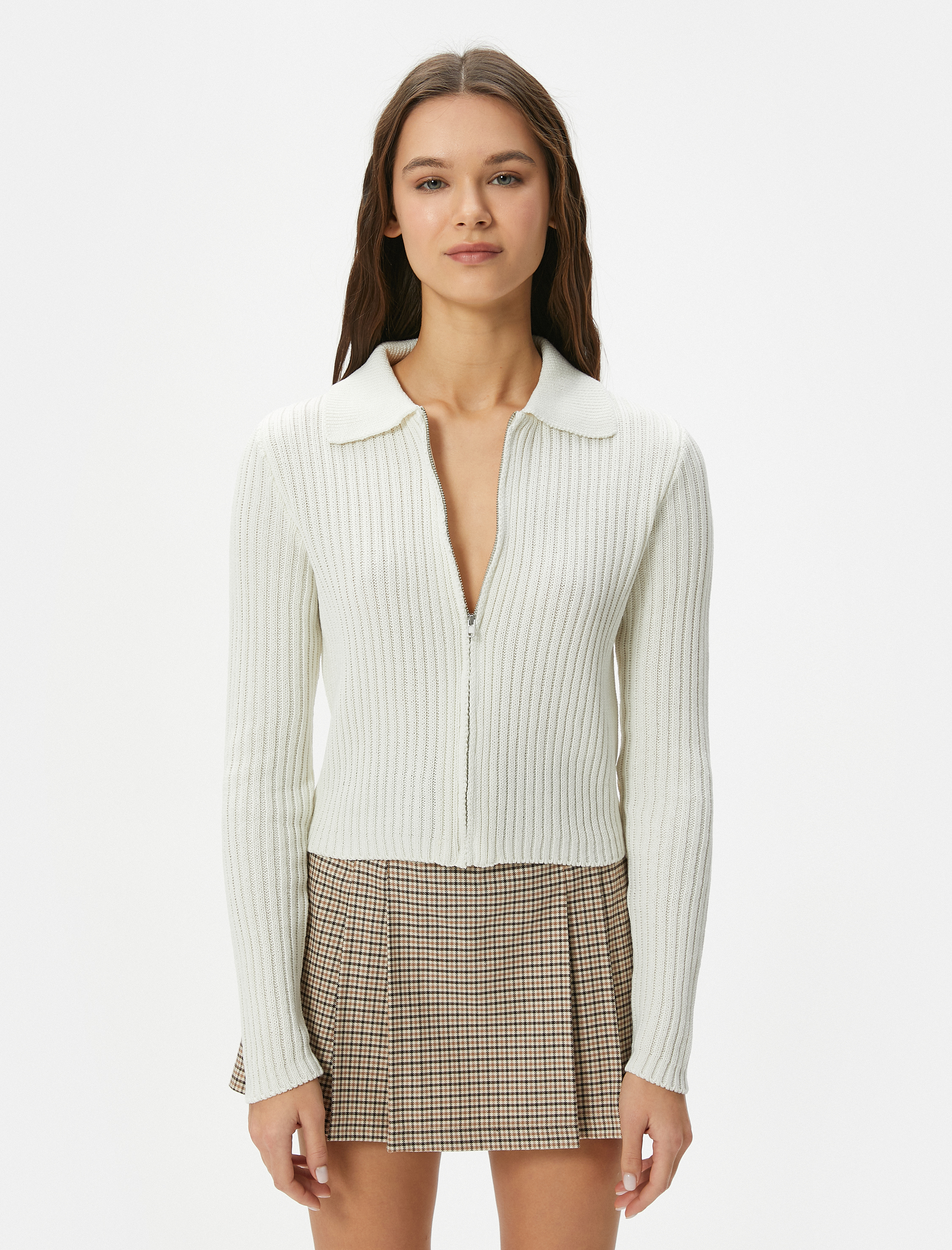   Dik Yaka Fermuarlı Triko Hırka Uzun Kollu Slim Fit