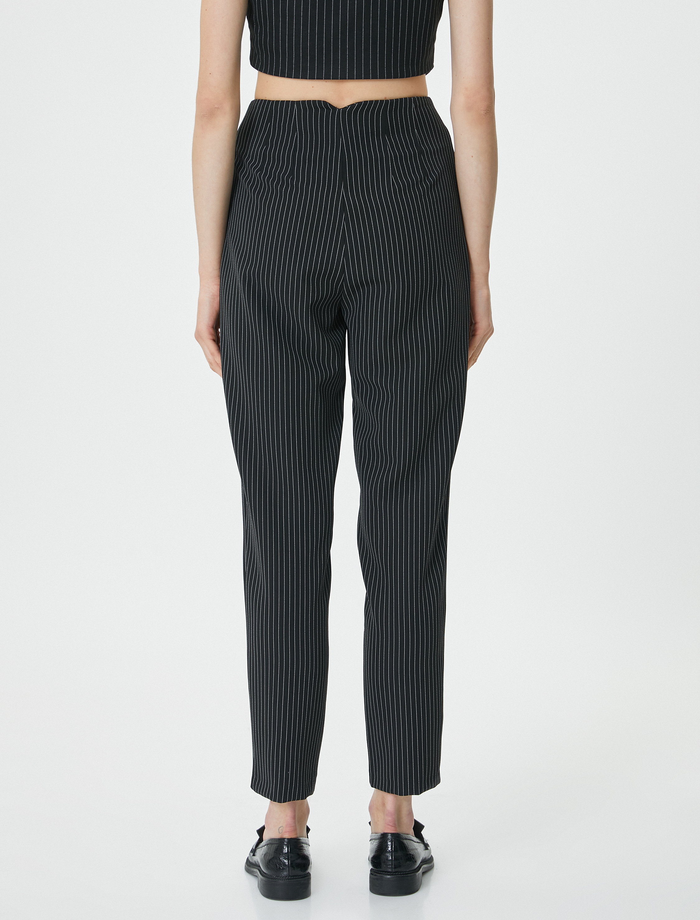   Havuç Pantolon Yüksek Bel Düğme Detaylı Cepli