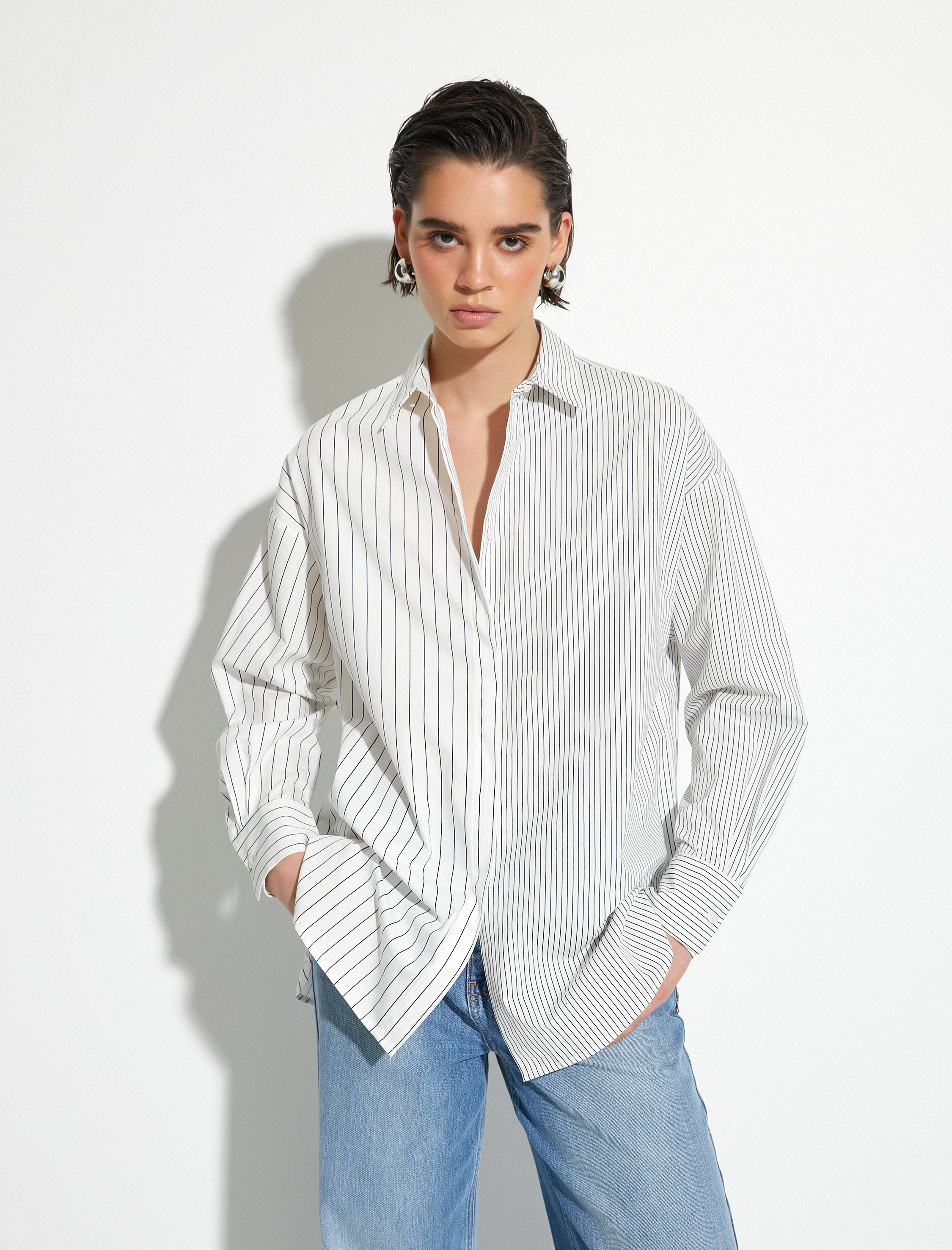   Uzun Kollu Poplin Gömlek Rahat Kesim Düğmeli Pamuklu