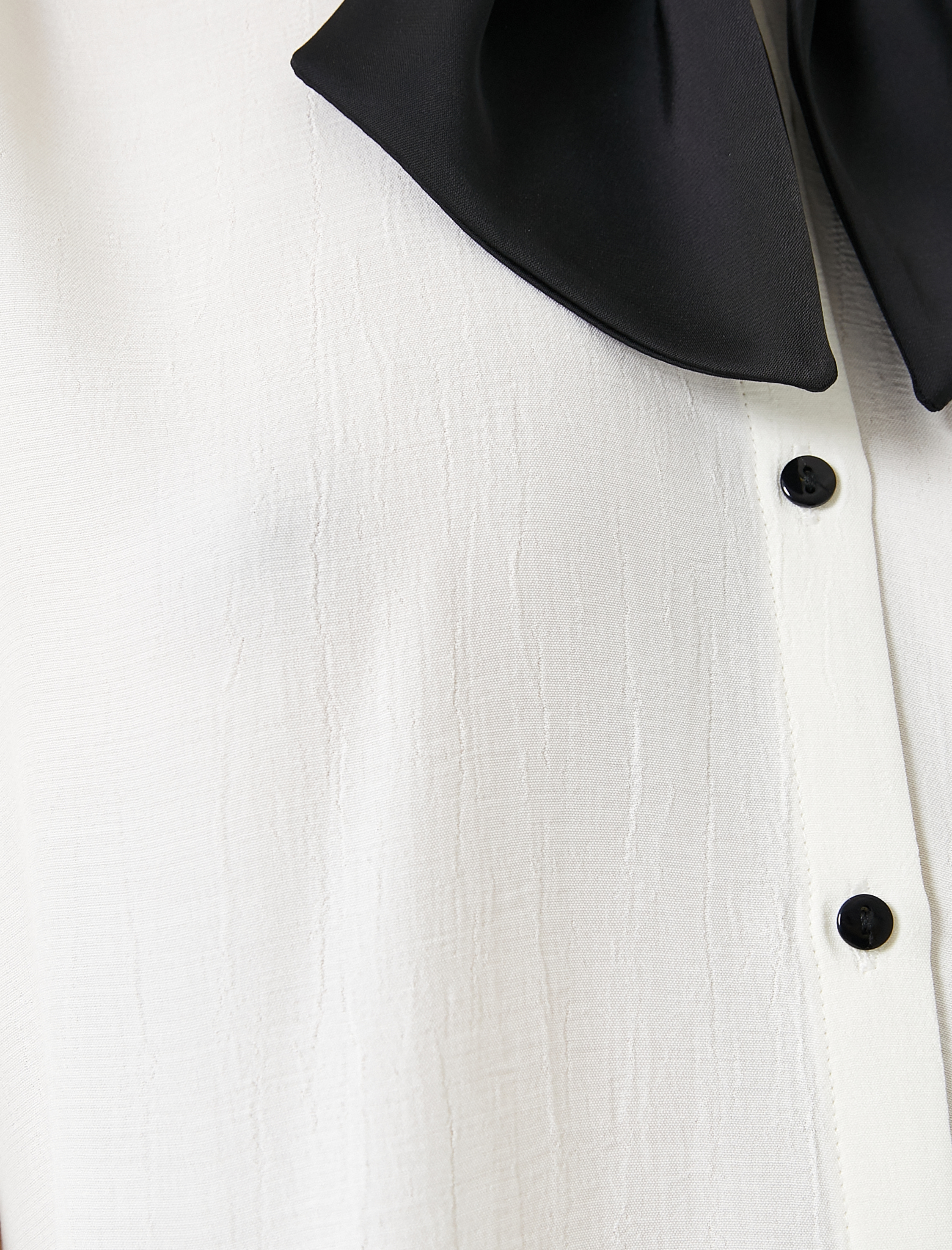   Bebe Yaka Gömlek Kurdele Detaylı Düğmeli Uzun Kollu Viskon