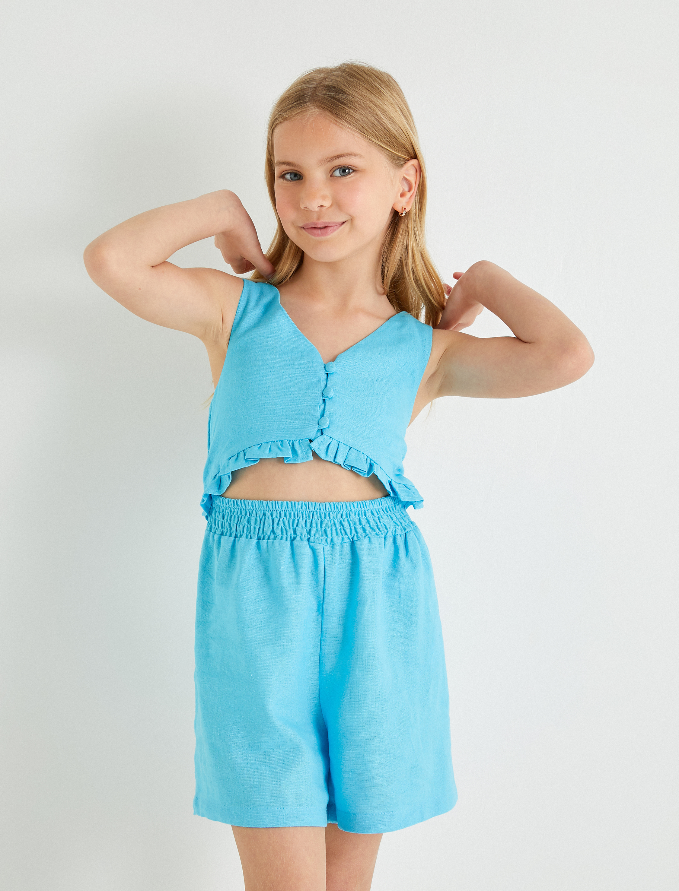  Kız Çocuk Keten Şort Tulum Pencere Detaylı Askılı Gipeli