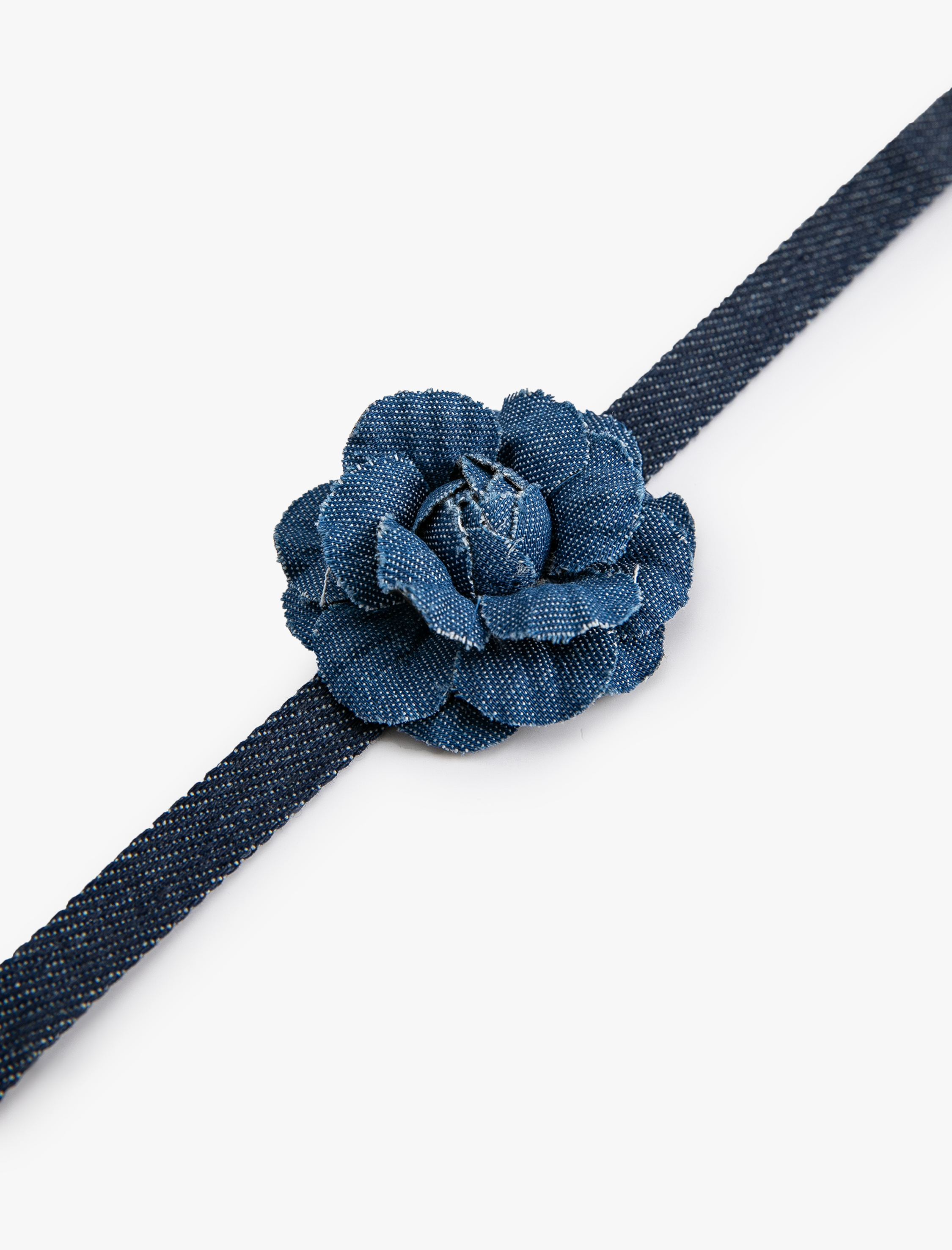  Kadın 3D Çiçekli Choker Kolye