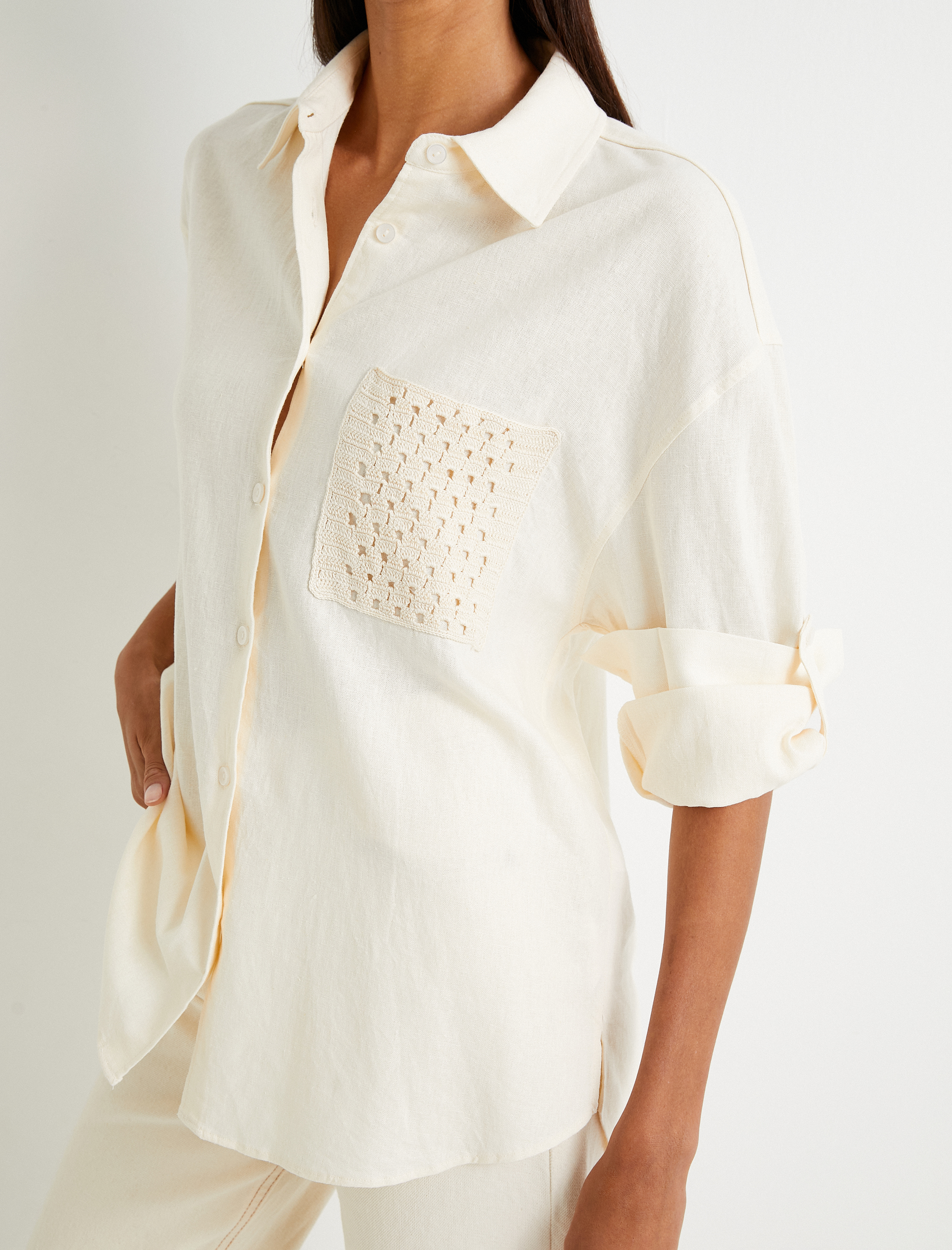   Keten Karışımlı Gömlek Oversize Kroşe Cepli Uzun Katlamalı Kollu