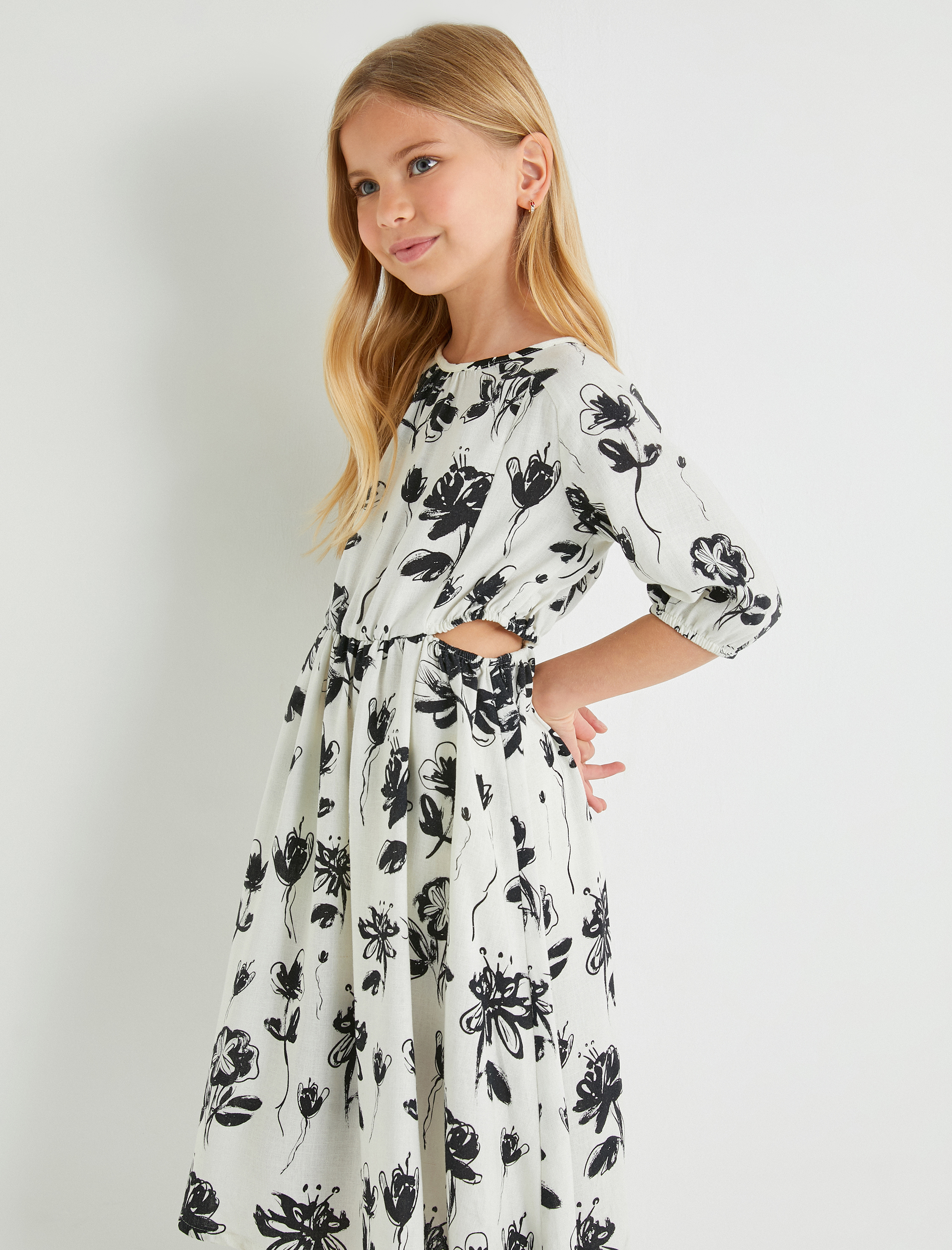  Kız Çocuk Keten Elbise Çiçekli Balon Kollu Yuvarlak Yaka