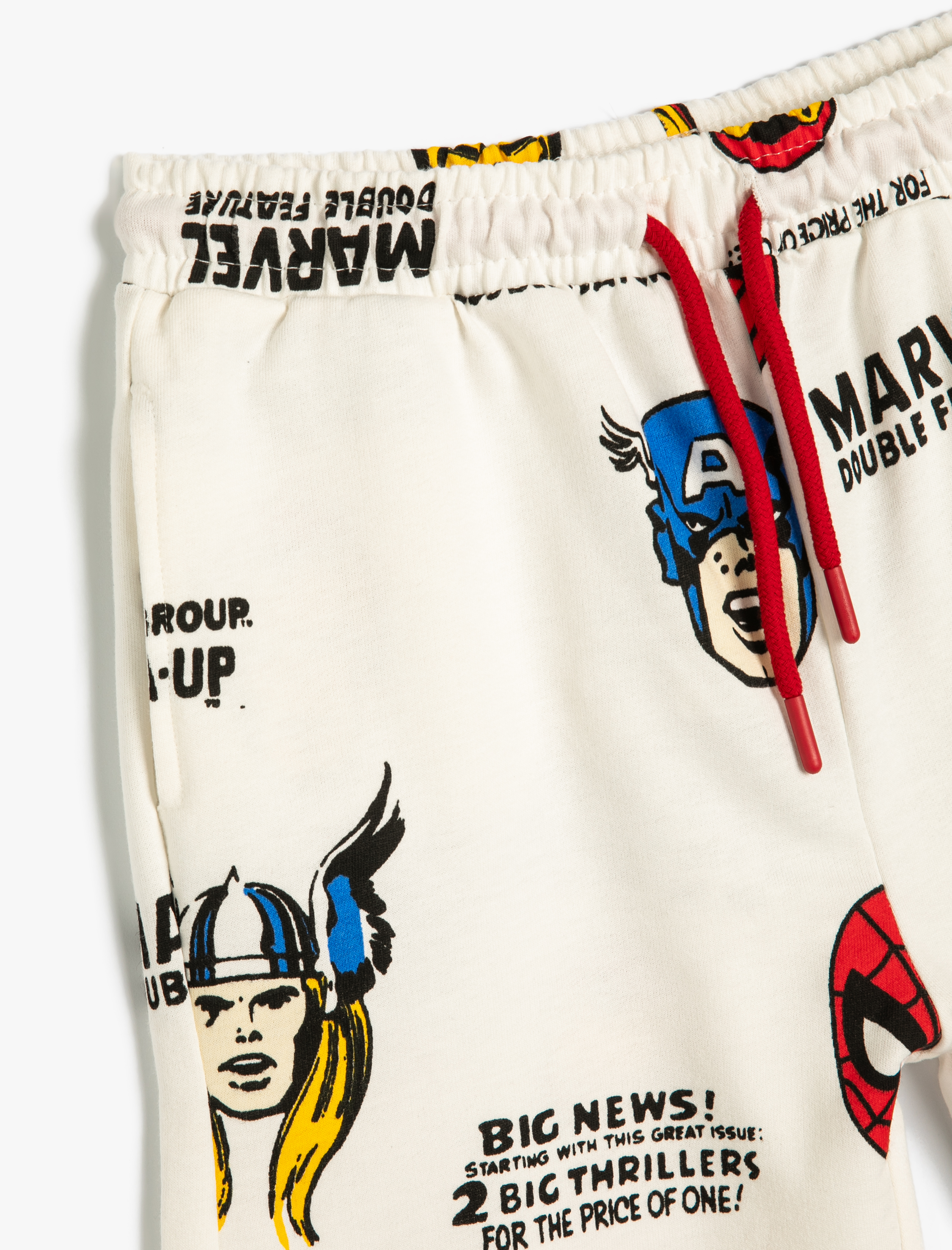  Erkek Çocuk Marvel Şort Lisanslı Baskılı Beli Bağlamalı Cepli Pamuklu