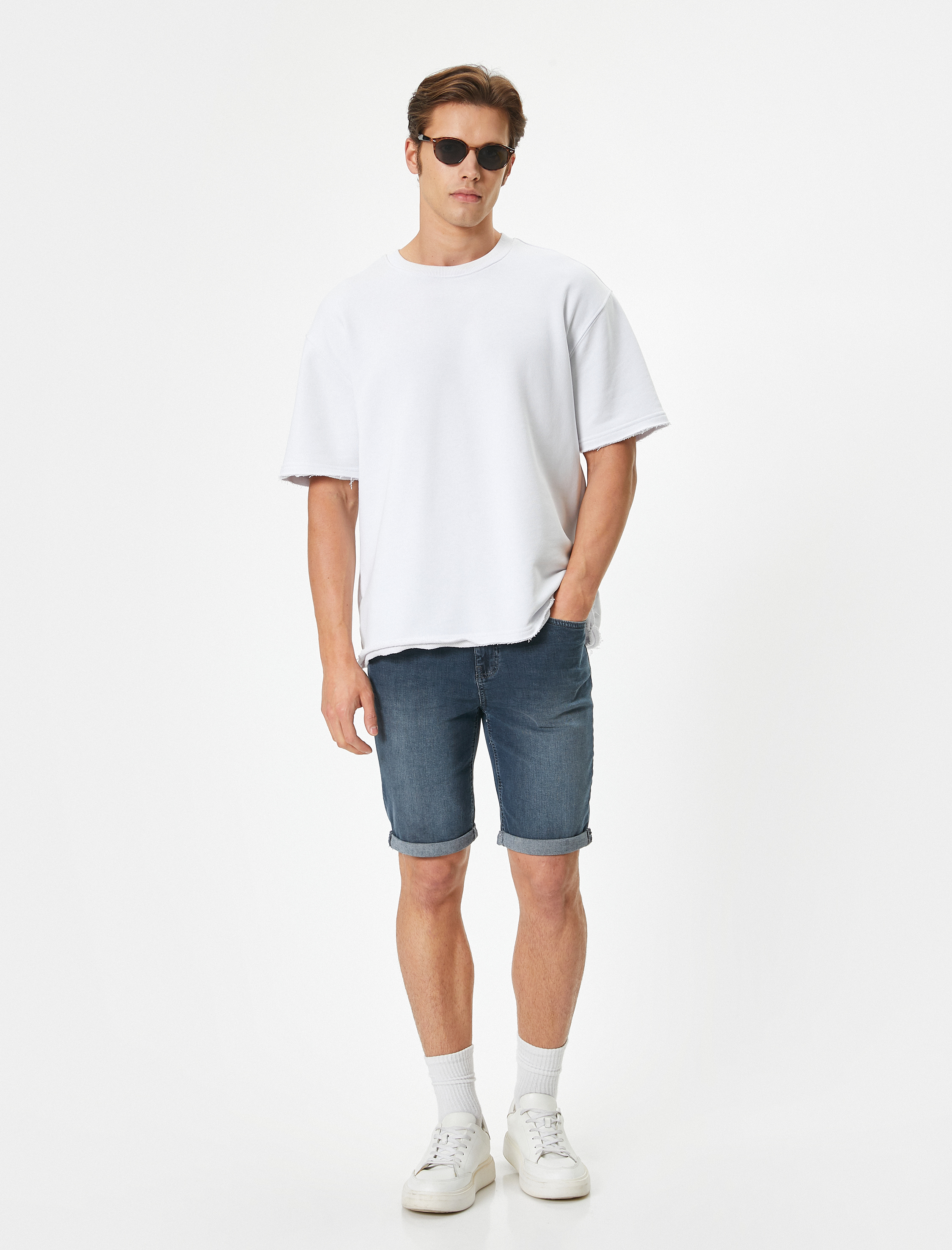   Kot Şort Katlı Paça Detaylı Düğmeli Cepli Pamuklu