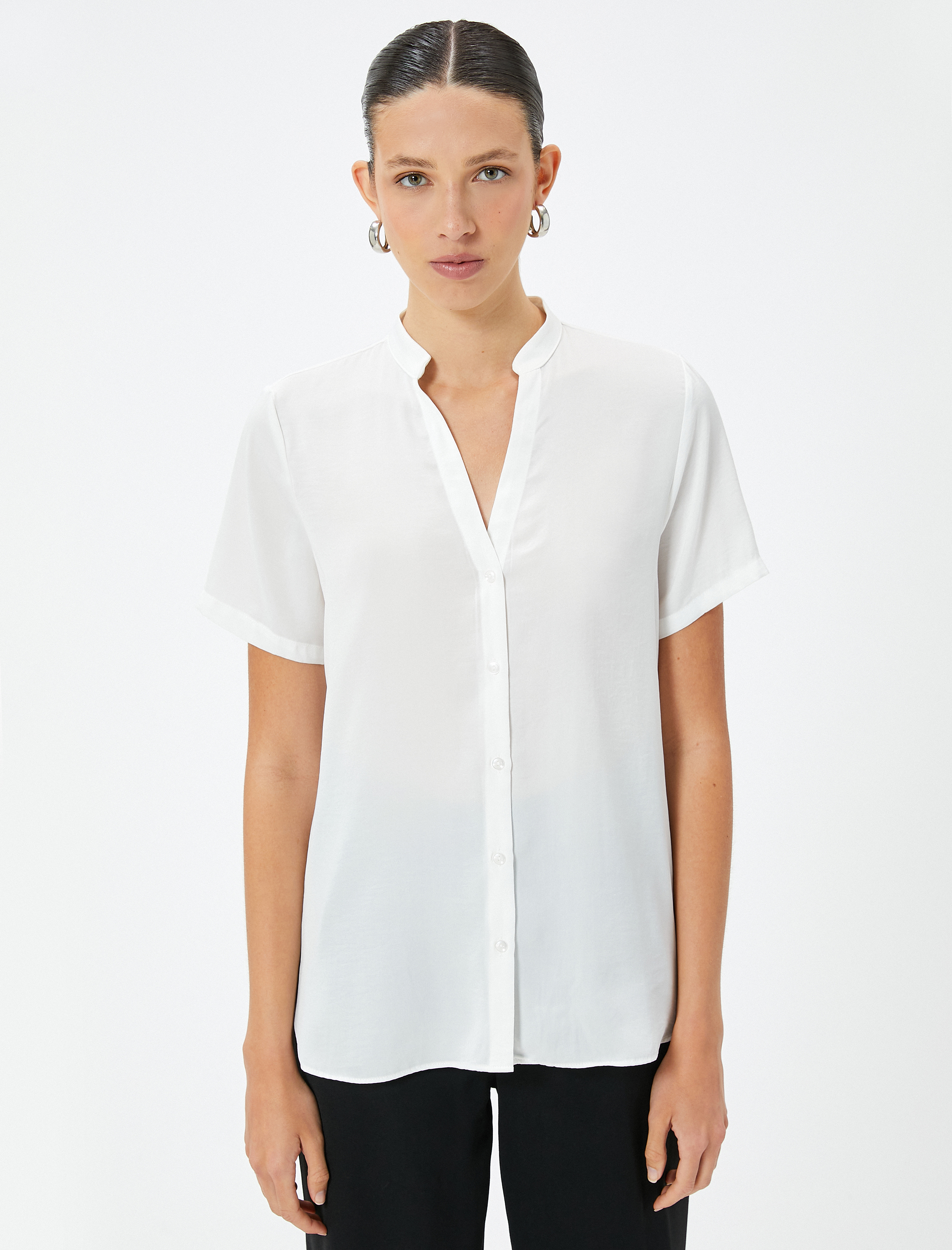   Hakim Yaka Gömlek Rahat Kalıp Kısa Kollu