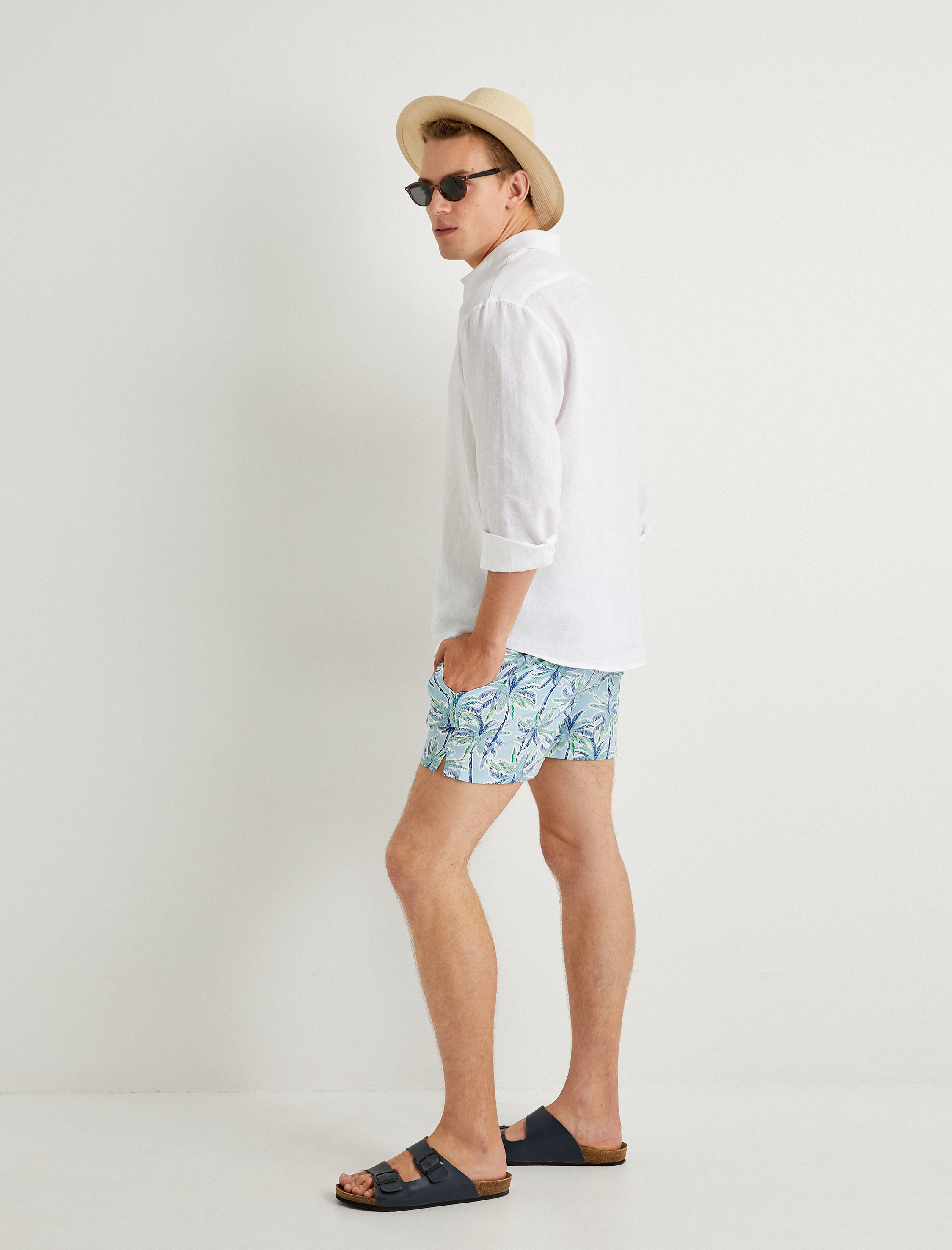   Deniz Şortu Palmiye Baskılı Beli Bağcıklı Cepli